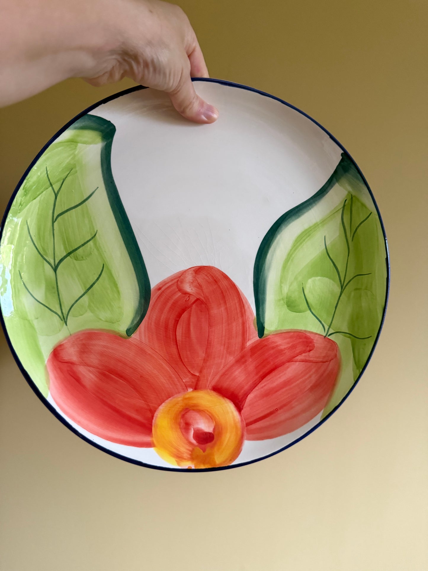 Vintage, ceramic cake / fruit stand.