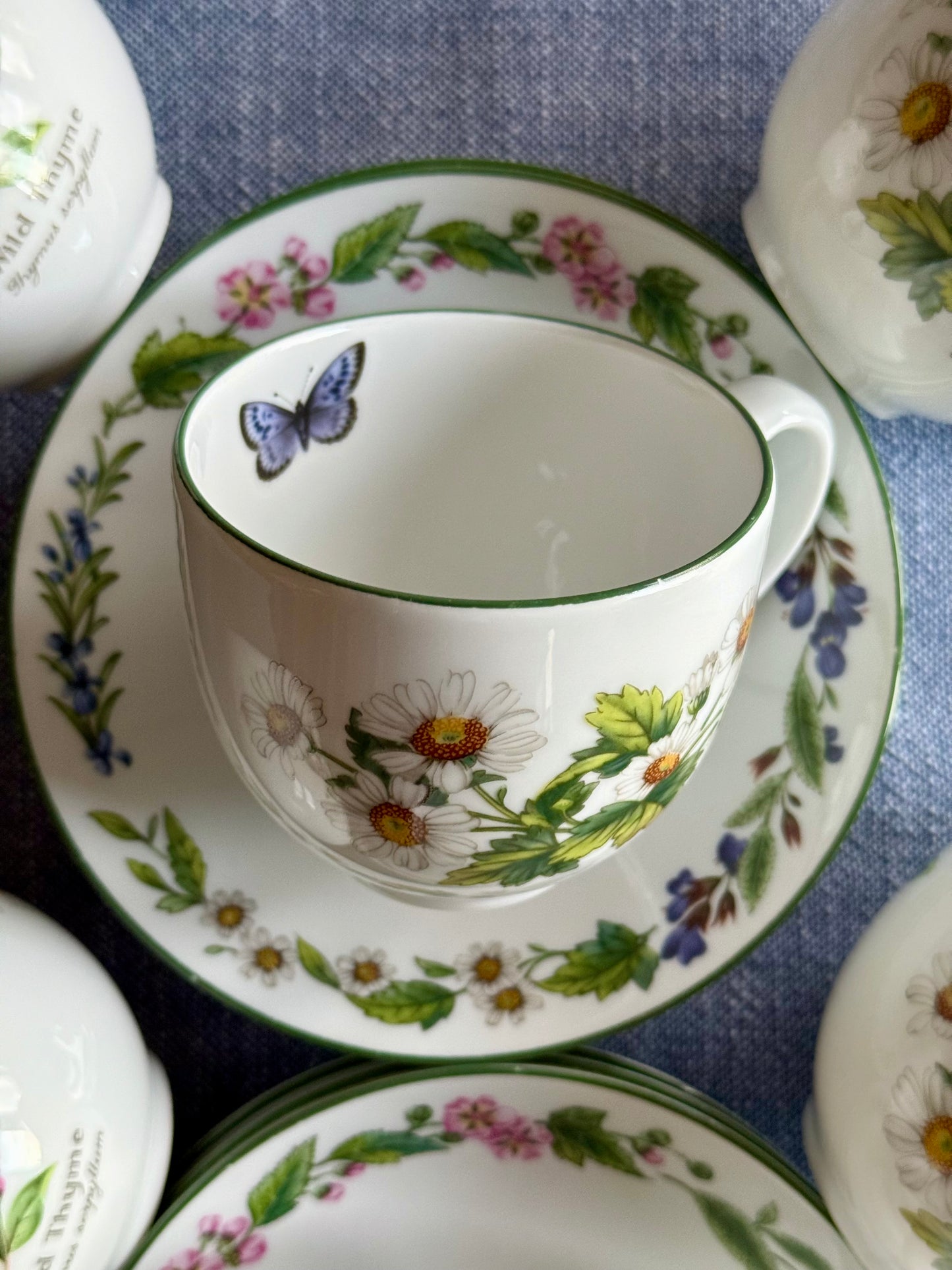 Vintage 1990 Royal Worcester