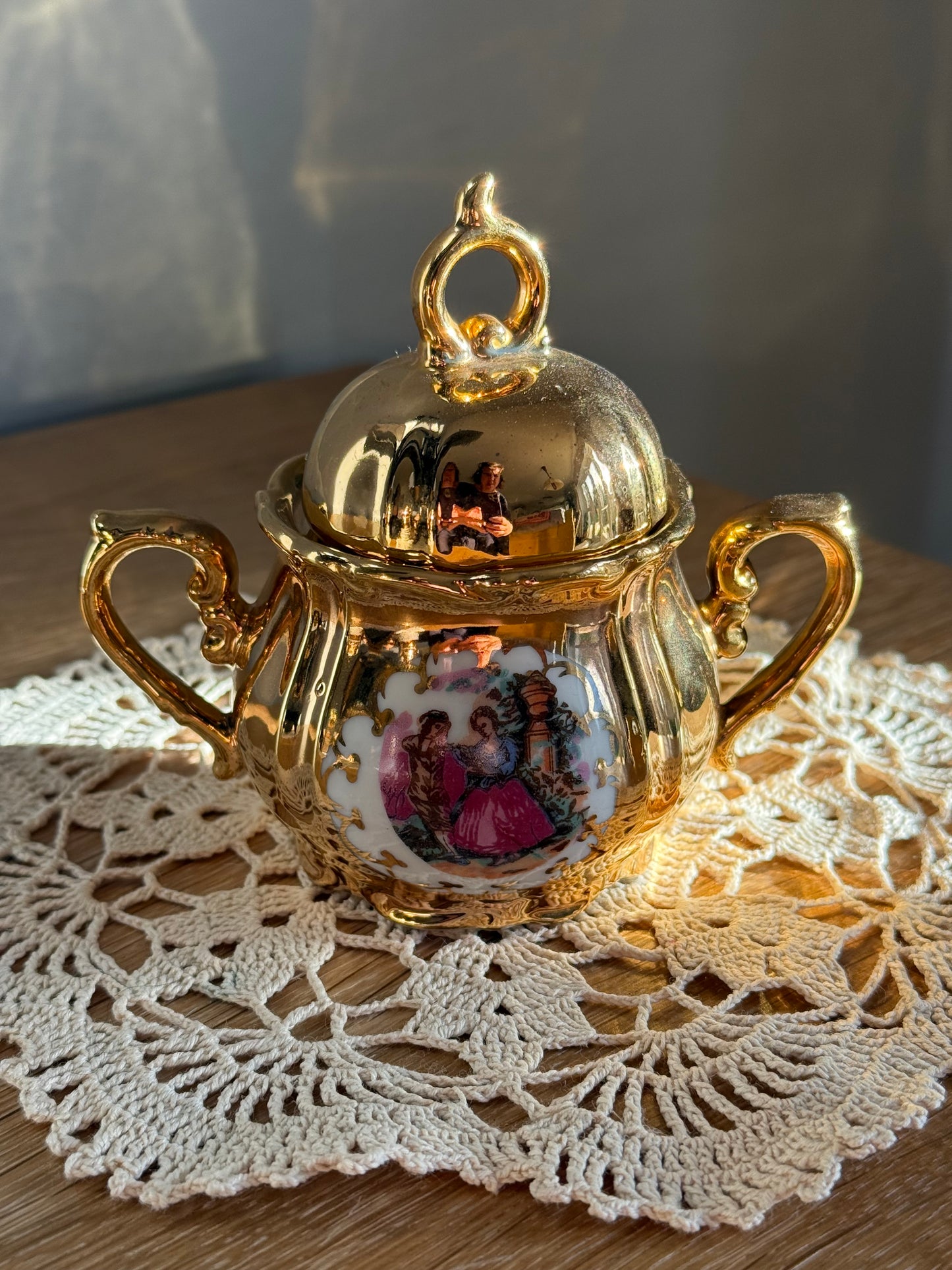 Antique, Bondware coffee set.