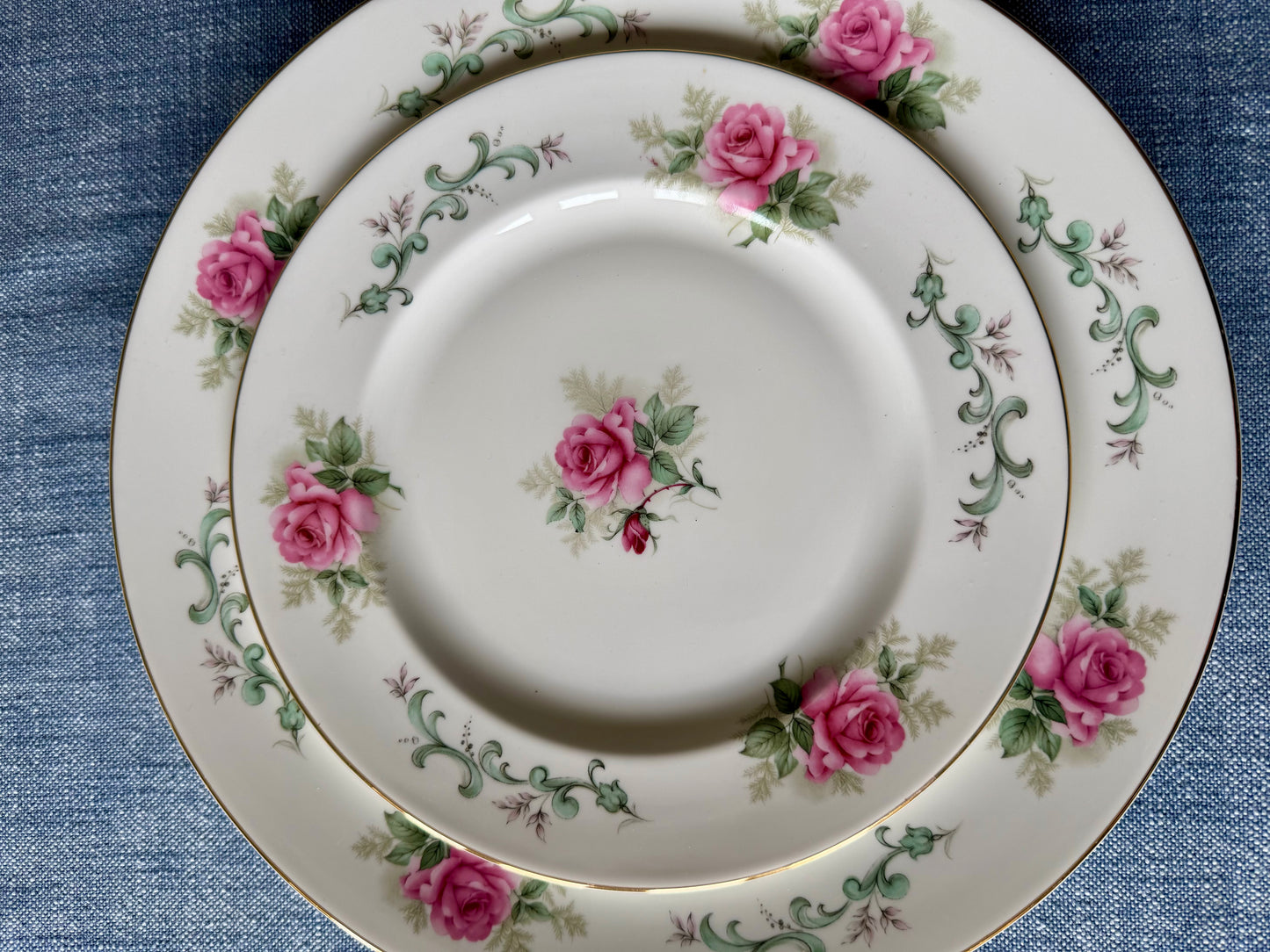 Royal Grafton dinner set.