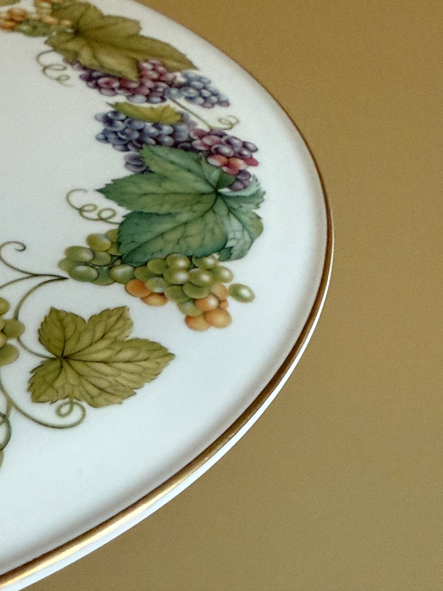 Vintage Royal Worcester cheese platter/ cake stand.