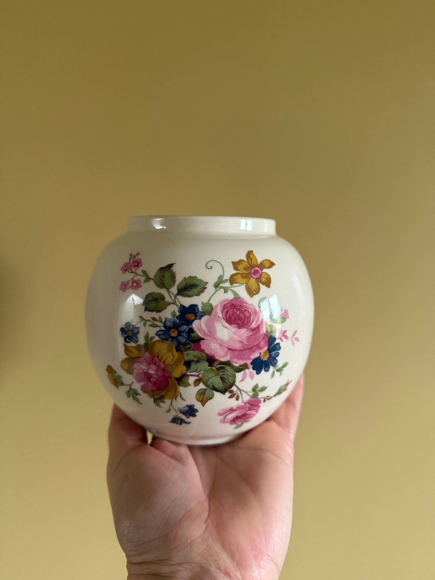 Small, vintage SAdler vase.
