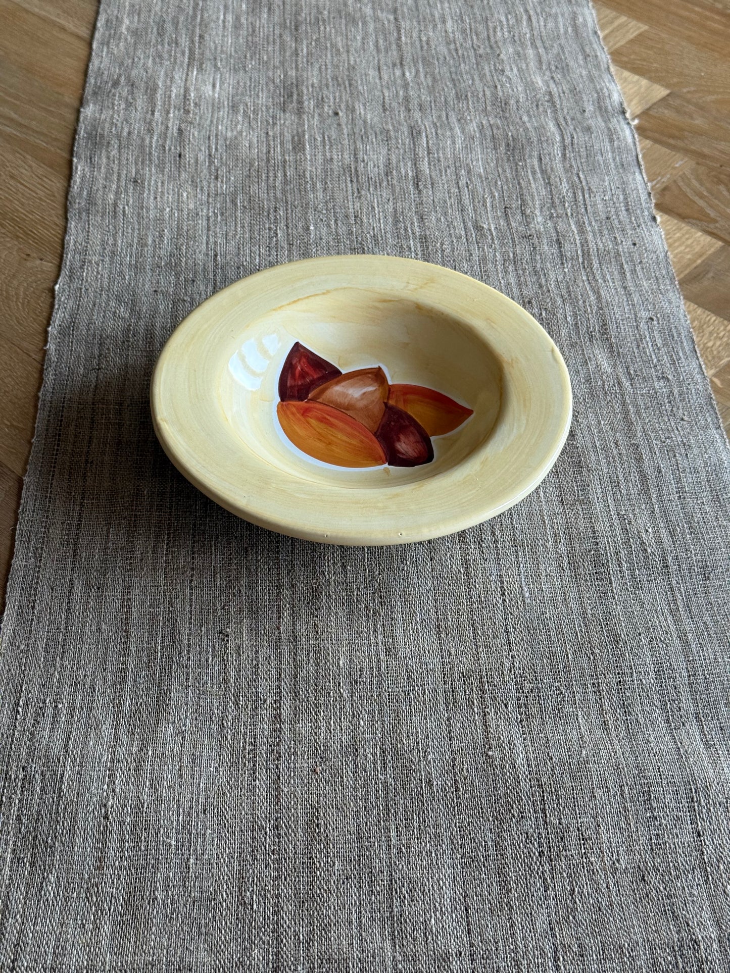 Vintage Mamma Ro ceramic plates.