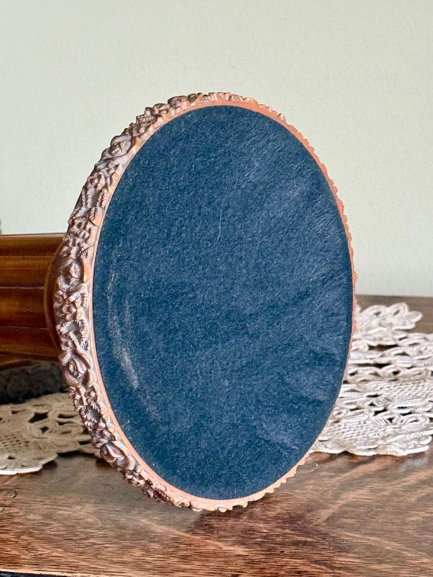 🕯️Vintage Neoclassical Column Pedestals – Ornate Floral Candlestick Pair