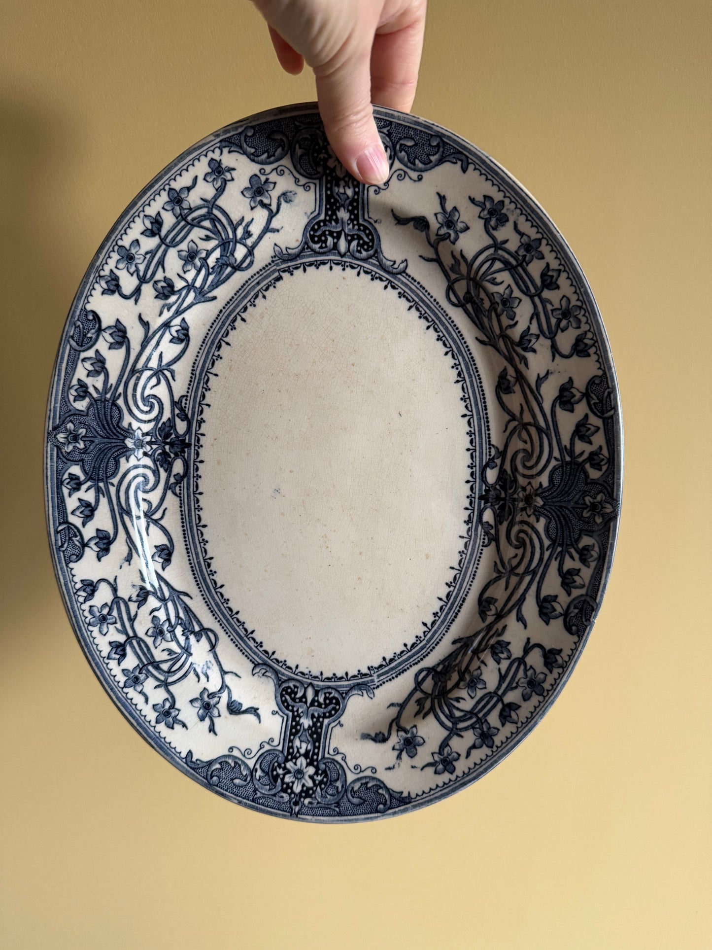 Vintage, medium size platter.
