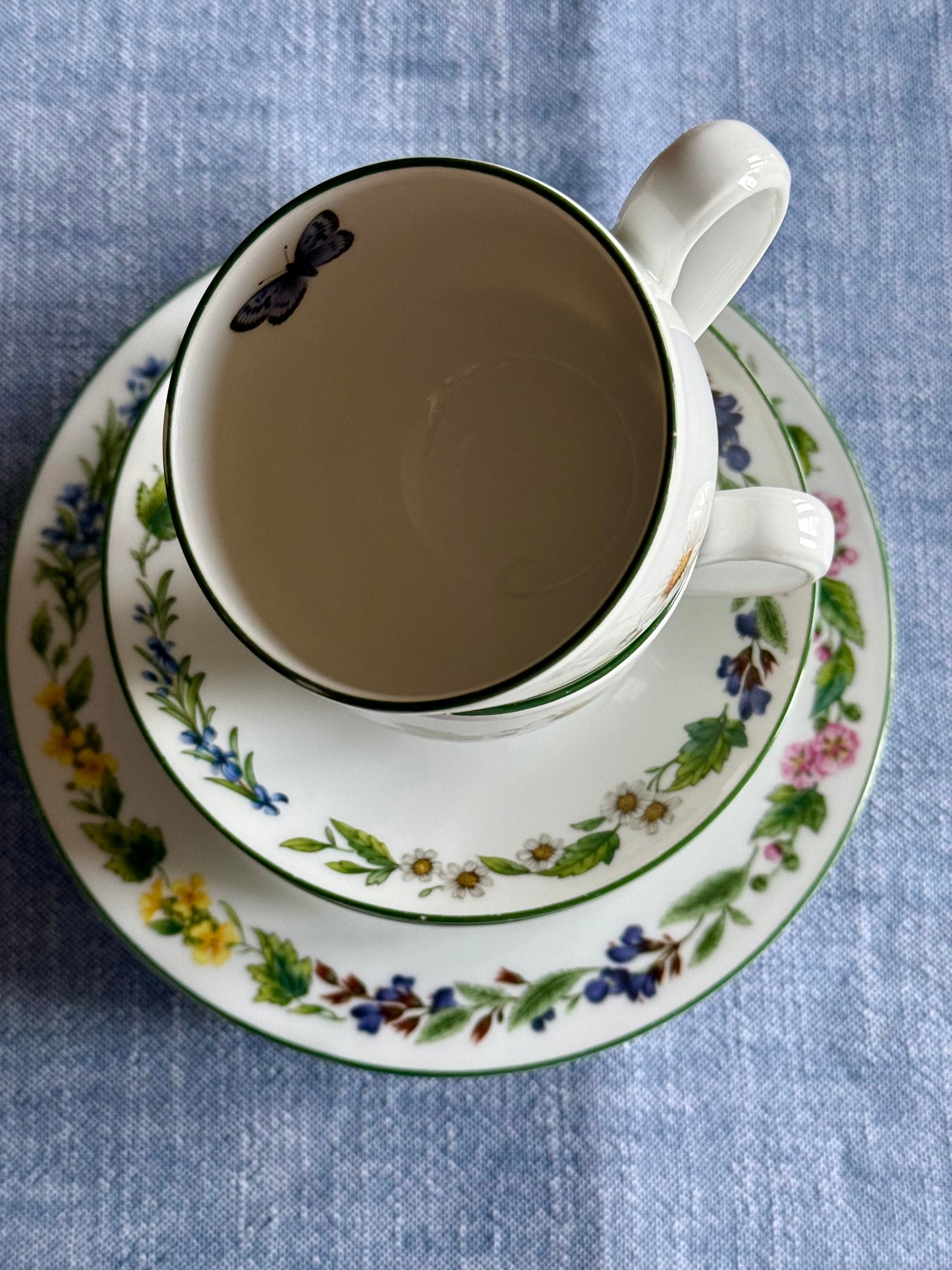 Vintage 1990 Royal Worcester