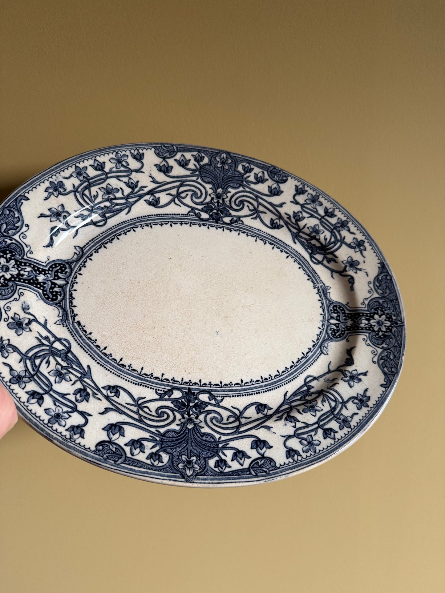 Vintage, medium size platter.