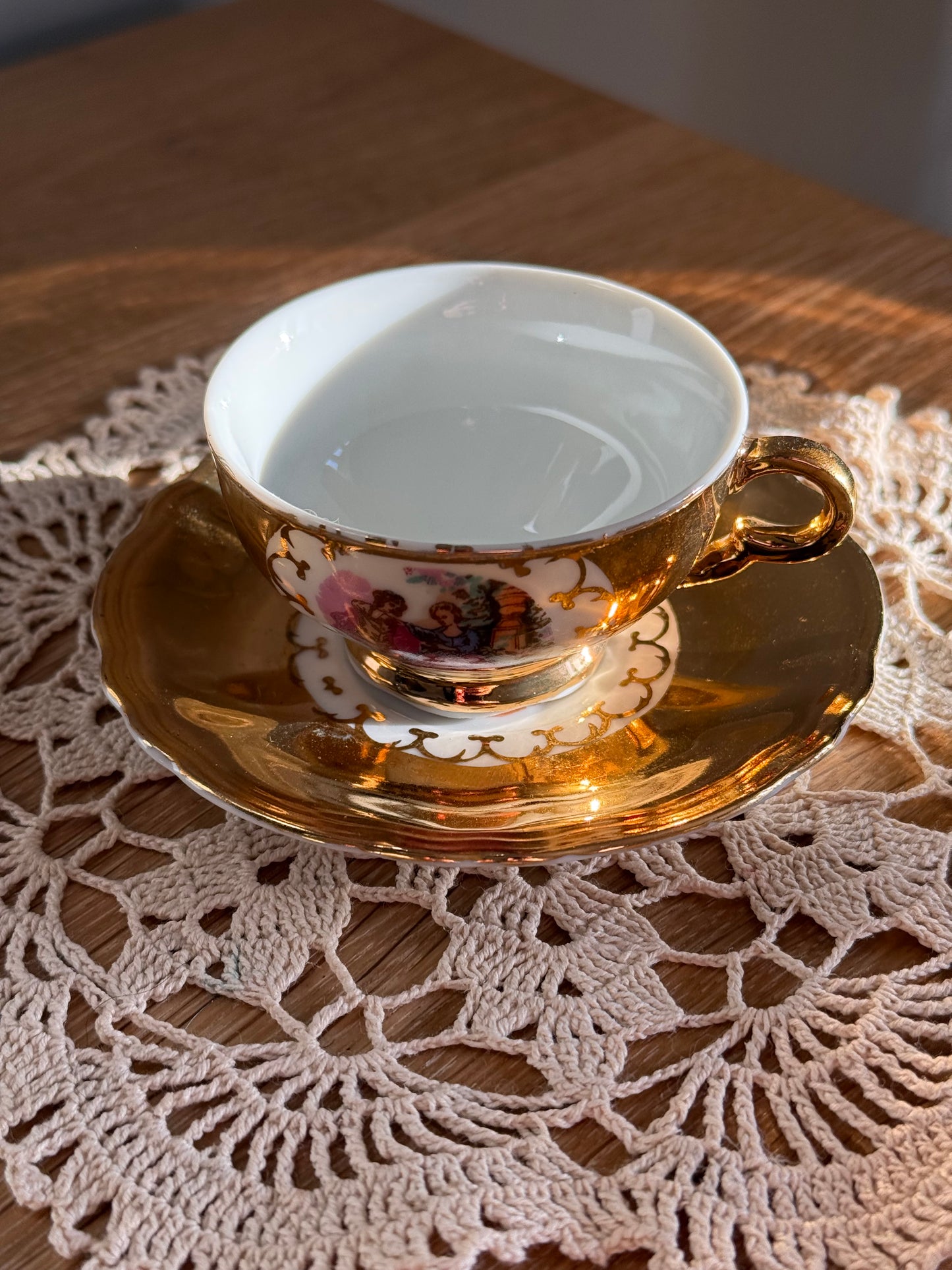 Antique, Bondware coffee set.