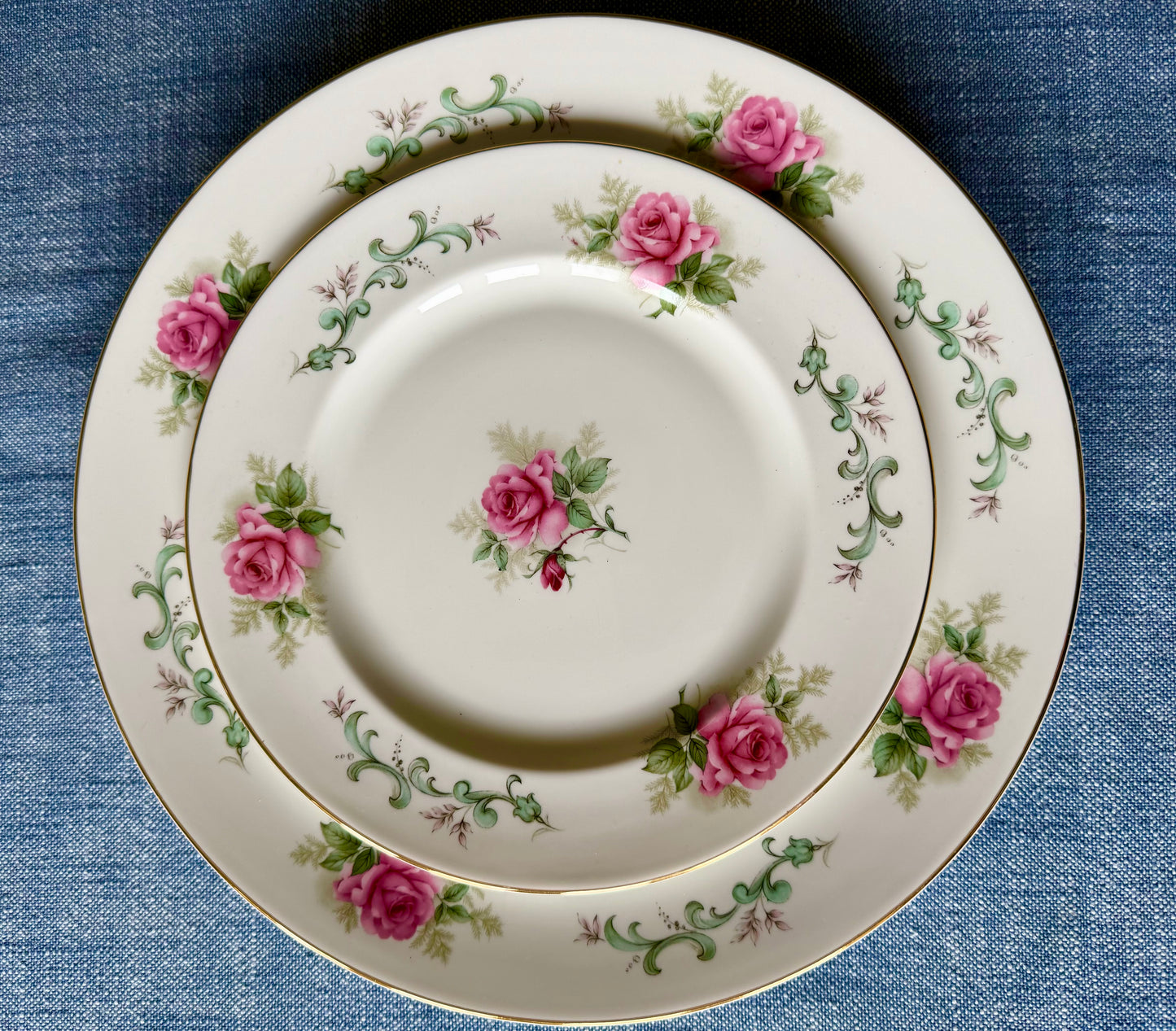 Royal Grafton dinner set.