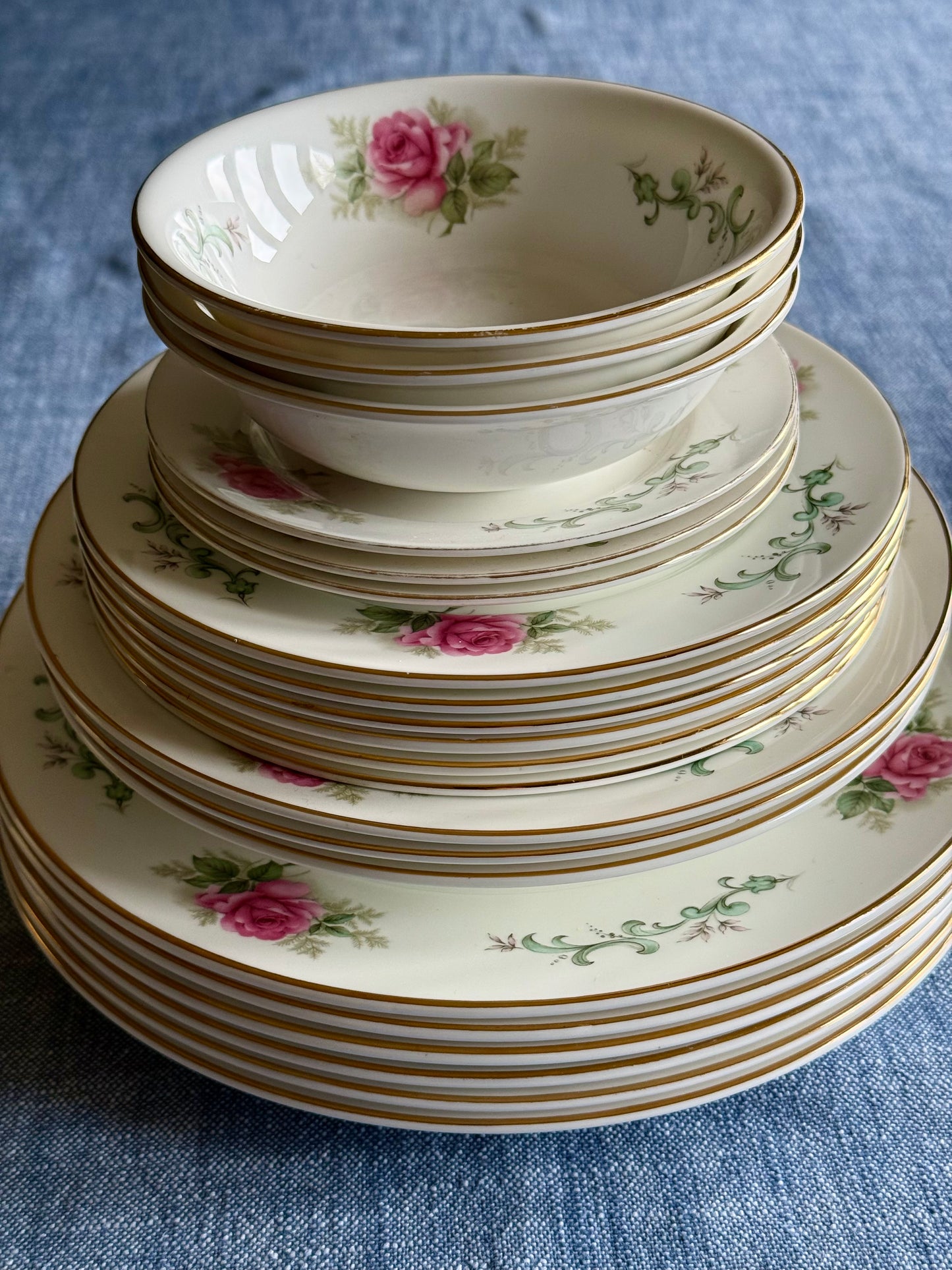 Royal Grafton dinner set.