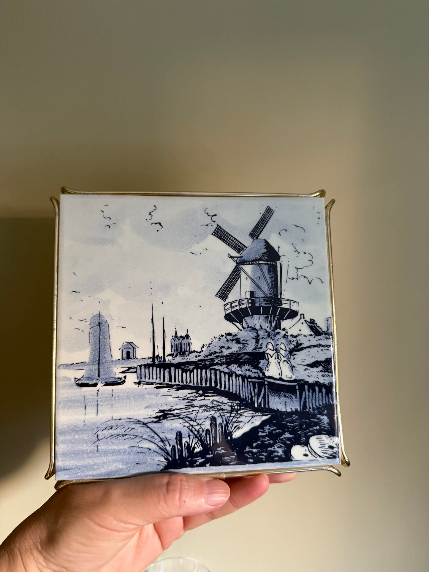 Delft vintage trivet.