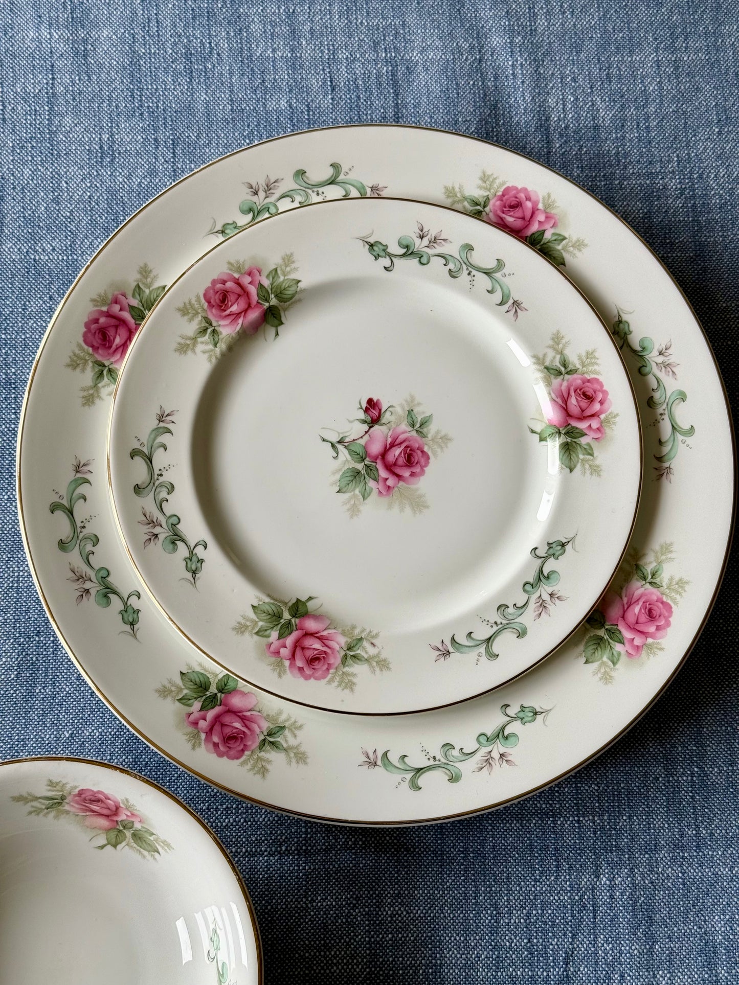 Royal Grafton dinner set.