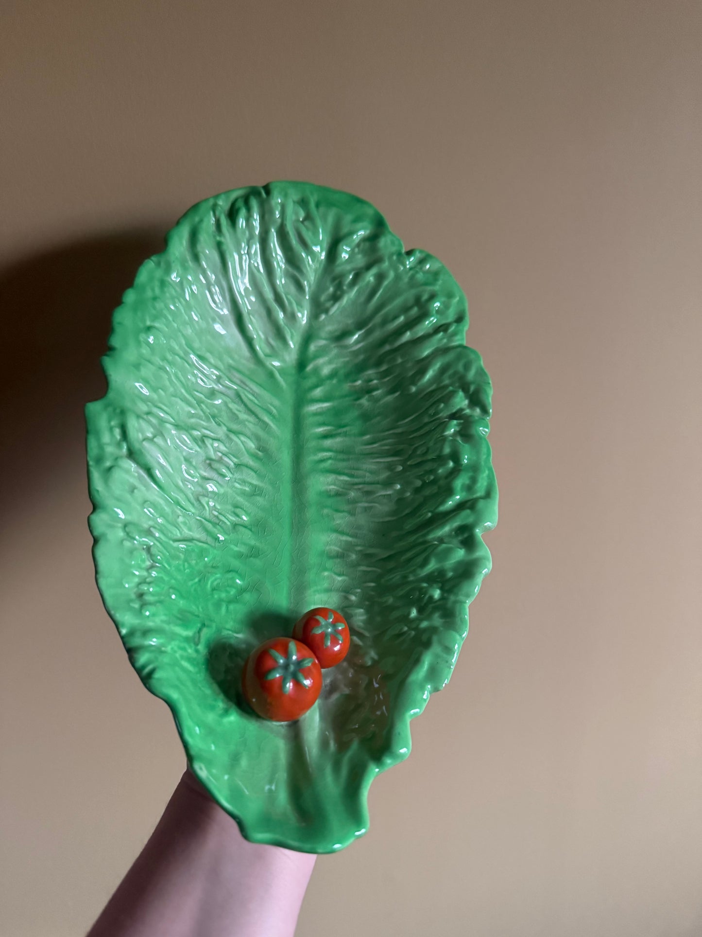 Carlton ware lettuce leaf dish.