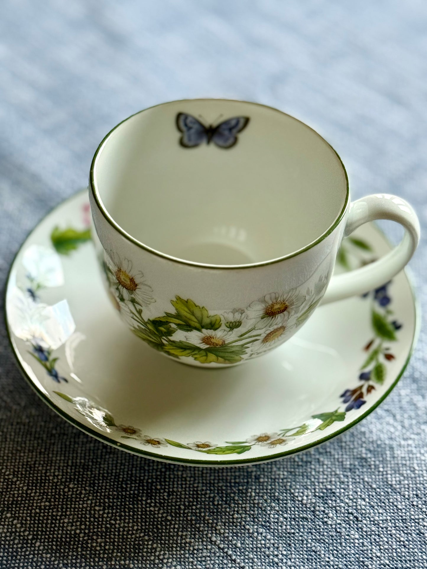 Vintage 1990 Royal Worcester