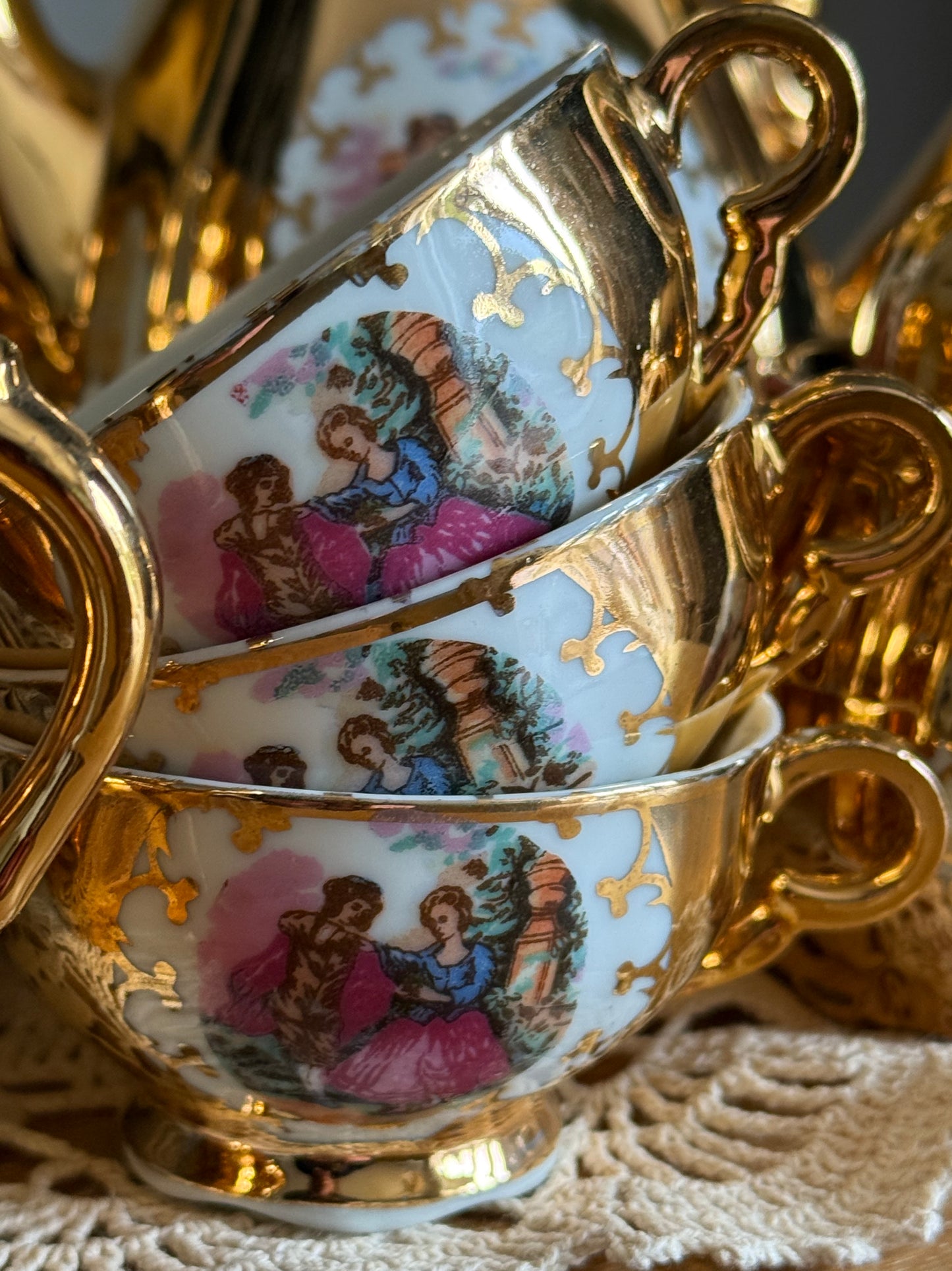 Antique, Bondware coffee set.