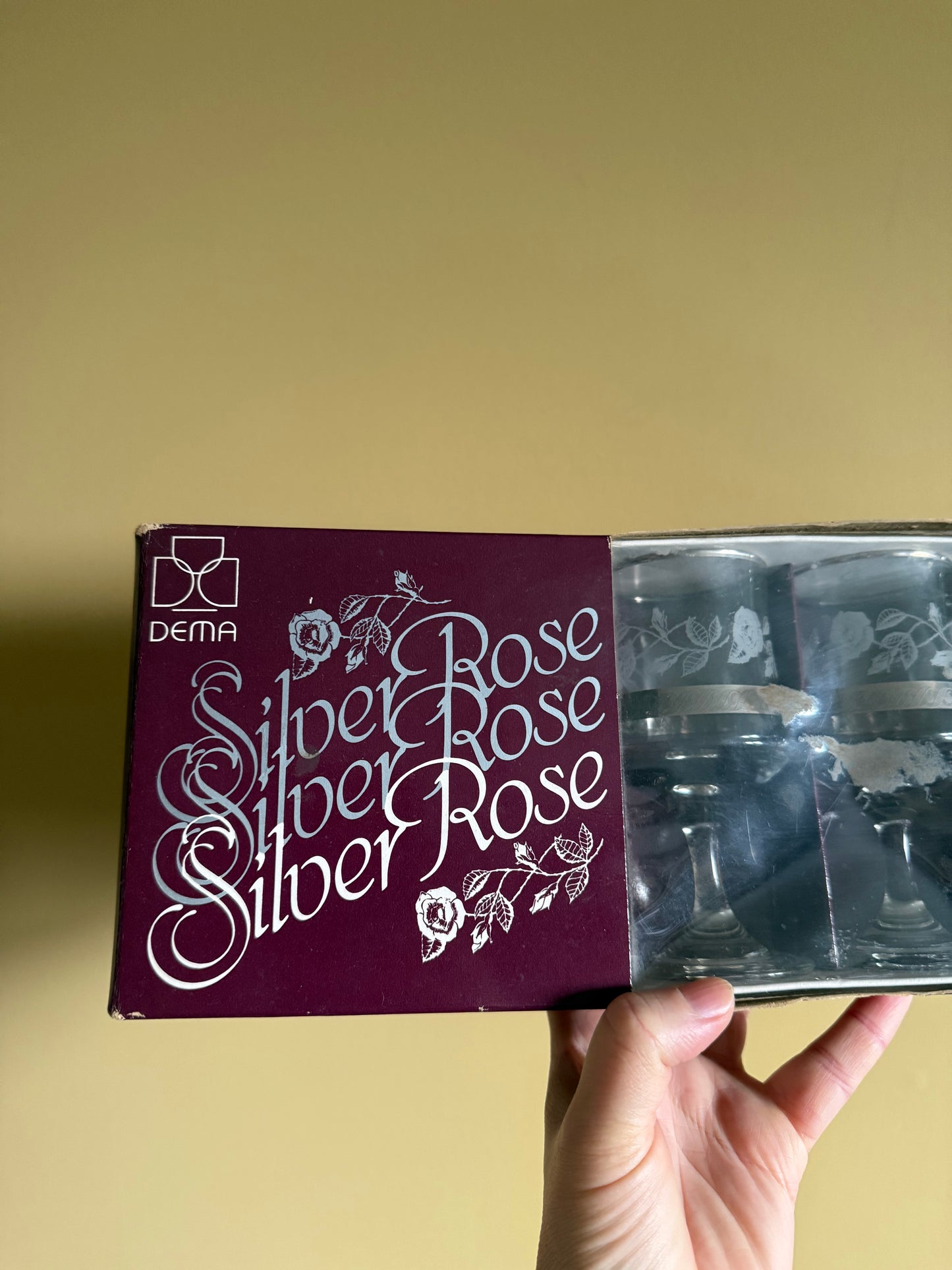 Vintage boxed wine glasses.