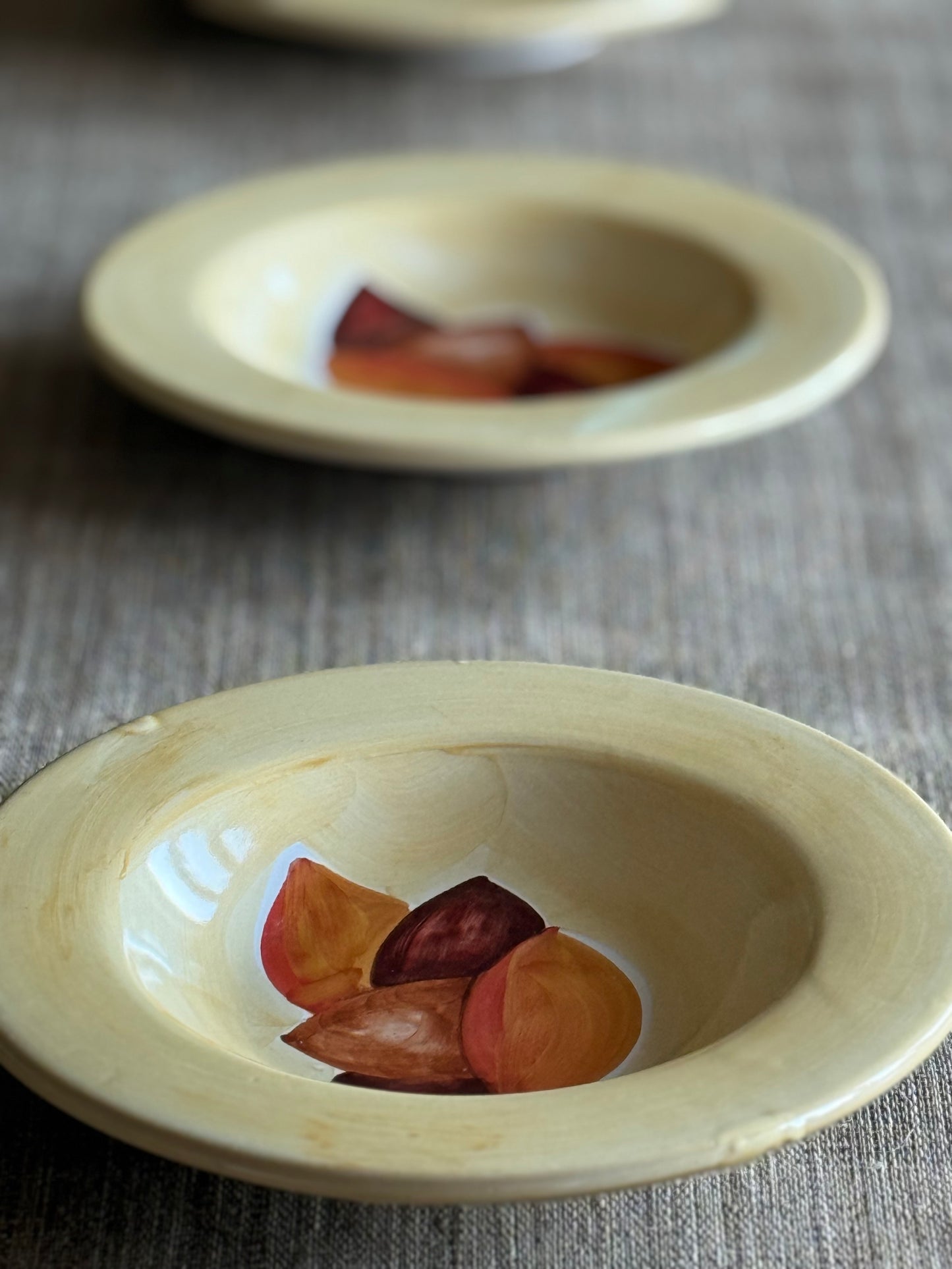 Vintage Mamma Ro ceramic plates.