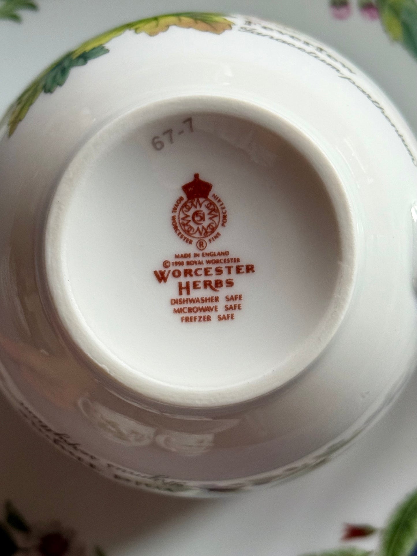 Vintage 1990 Royal Worcester
