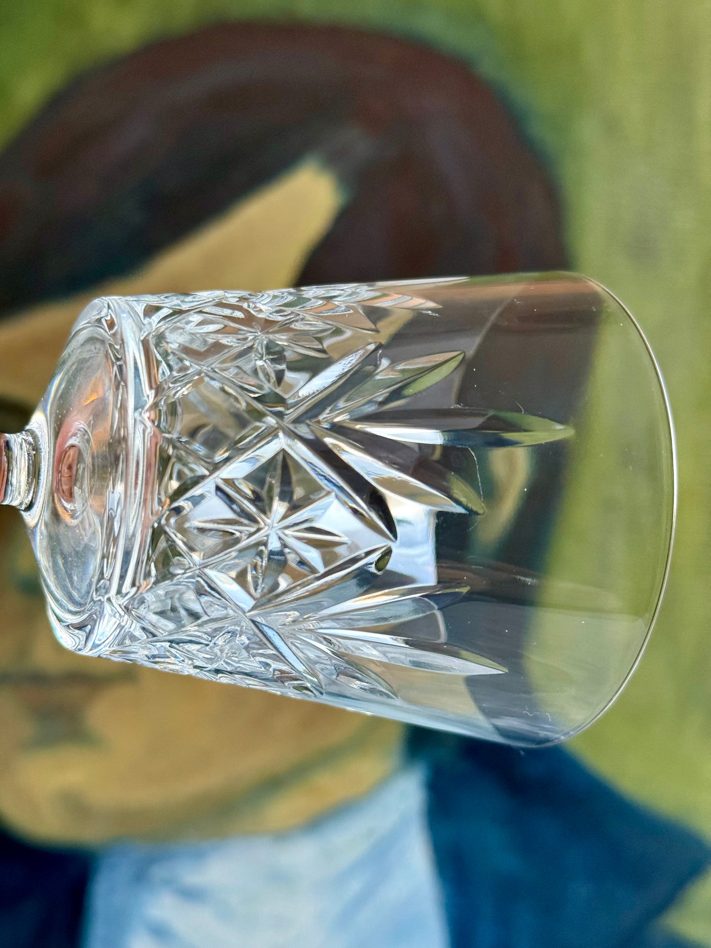 Very glamorous vintage set of glasses.