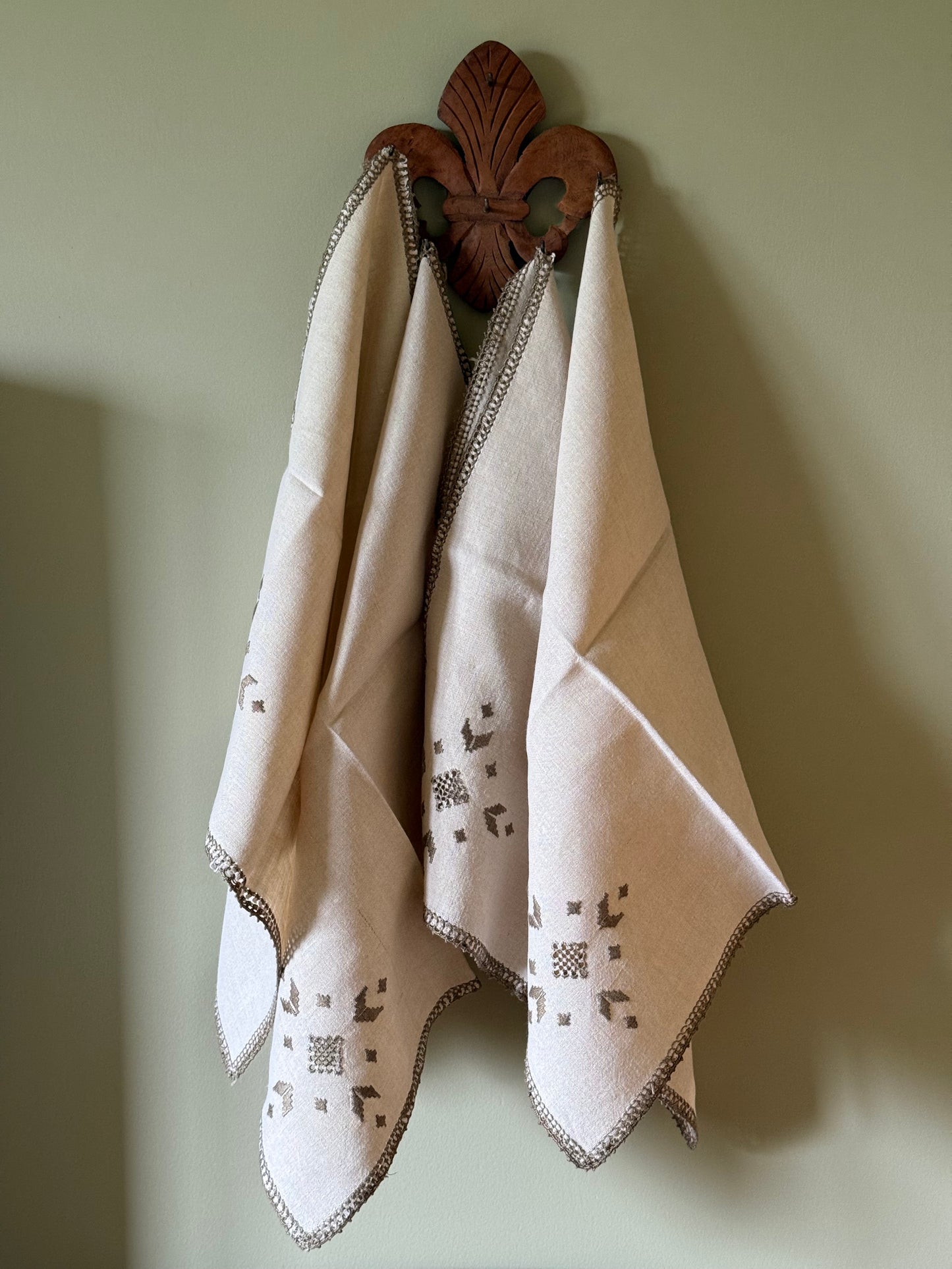 Vintage, embroidered linen napkins.
