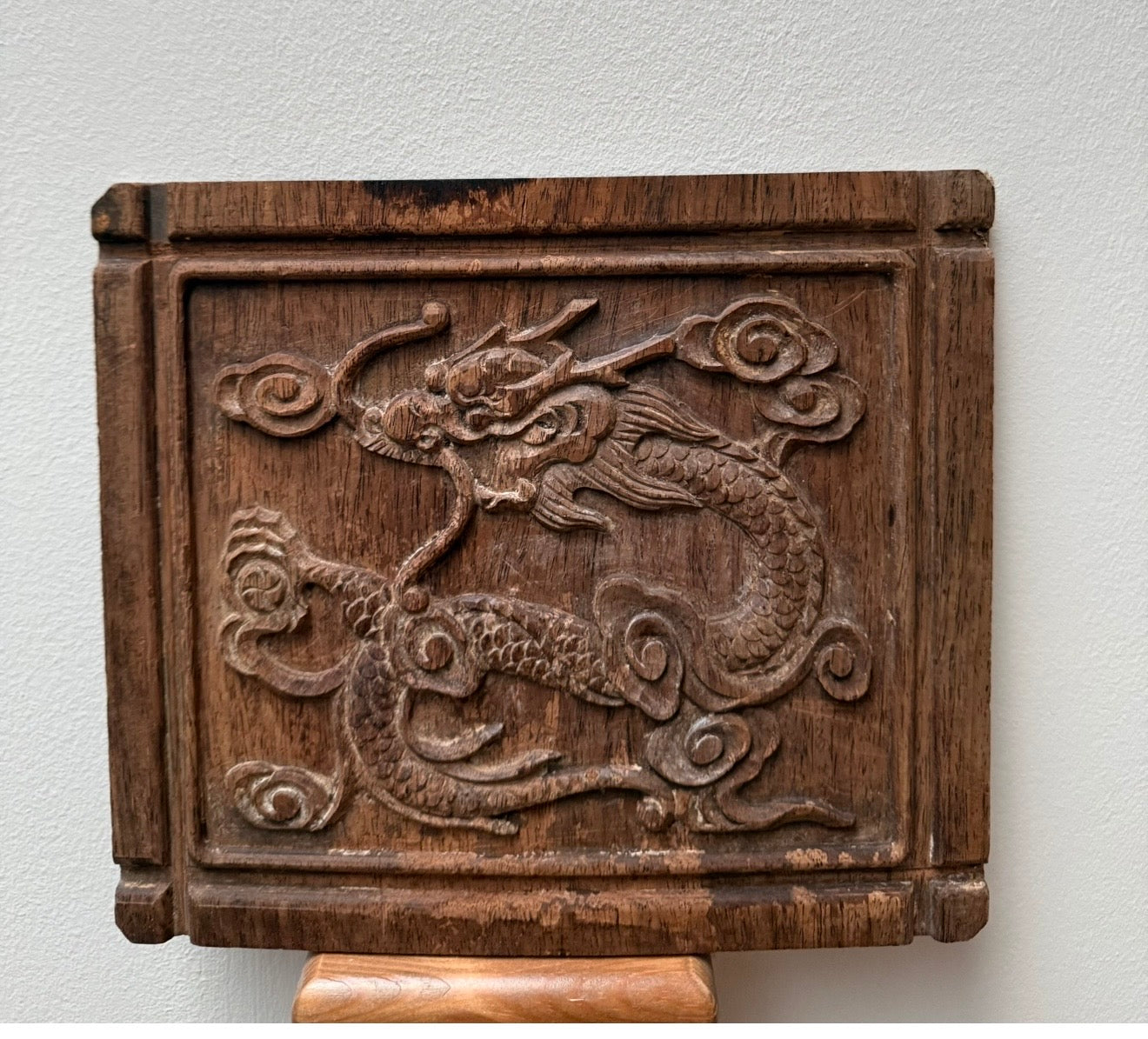 Carved Wooden Dragon Wall Panels – Traditional Oriental Relief Plaques