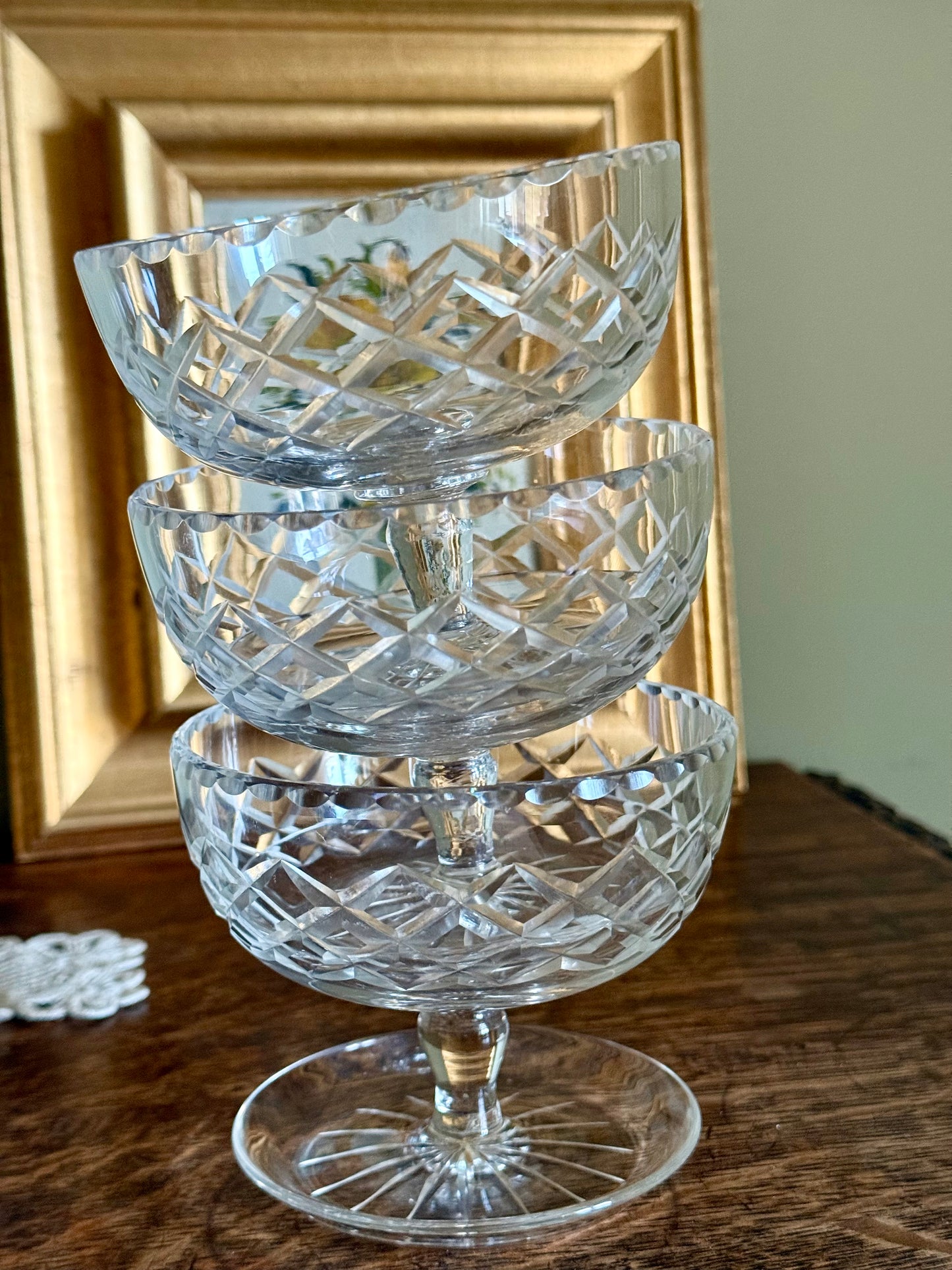 Set of 5 Vintage Cut Crystal Coupe Glasses / Dessert Bowls – Diamond Cut, Star Base