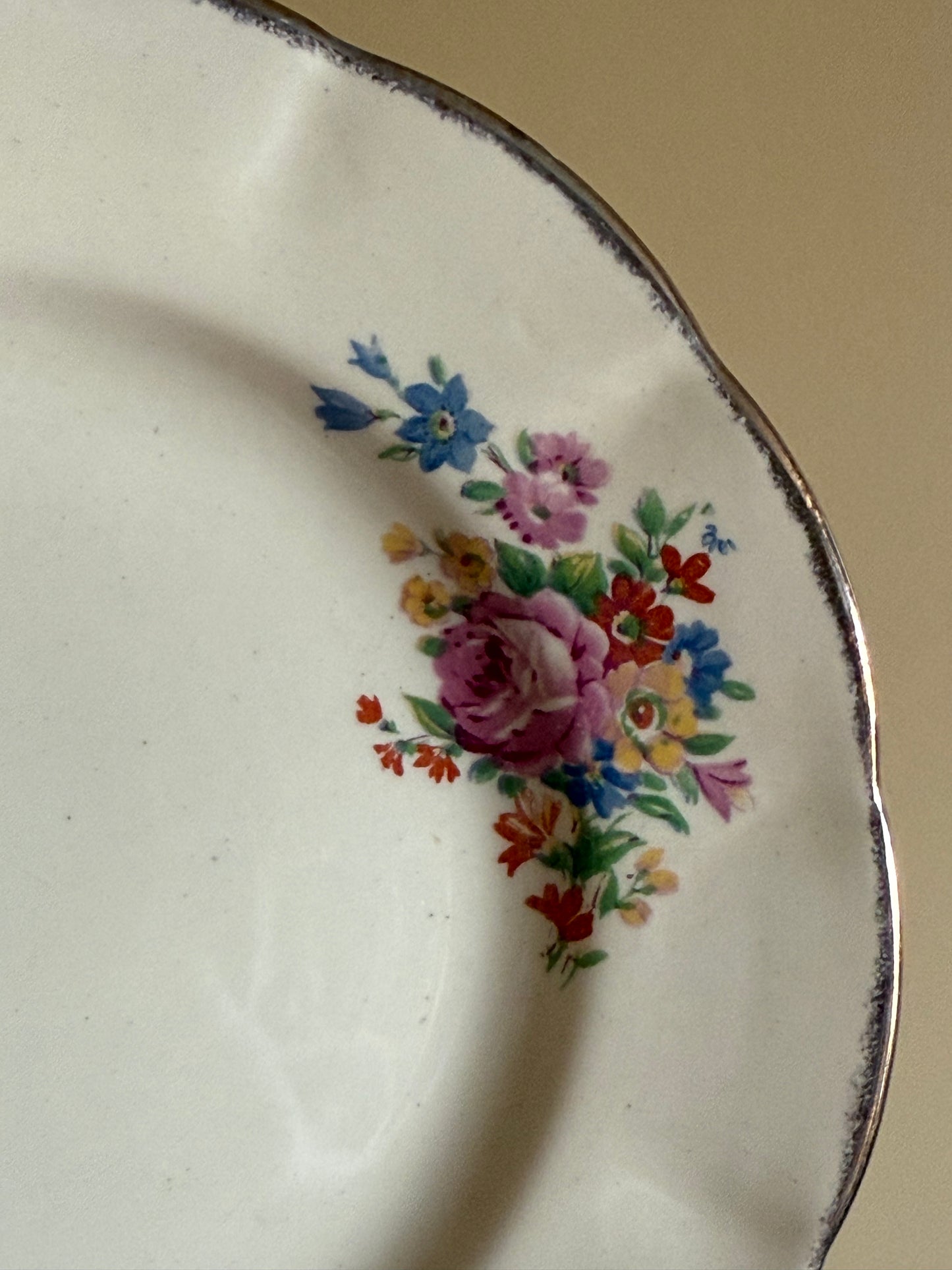Vintage, sweet side plates.
