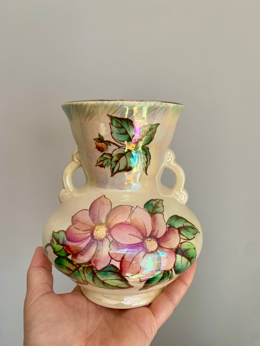 Vintage, lustre vase.