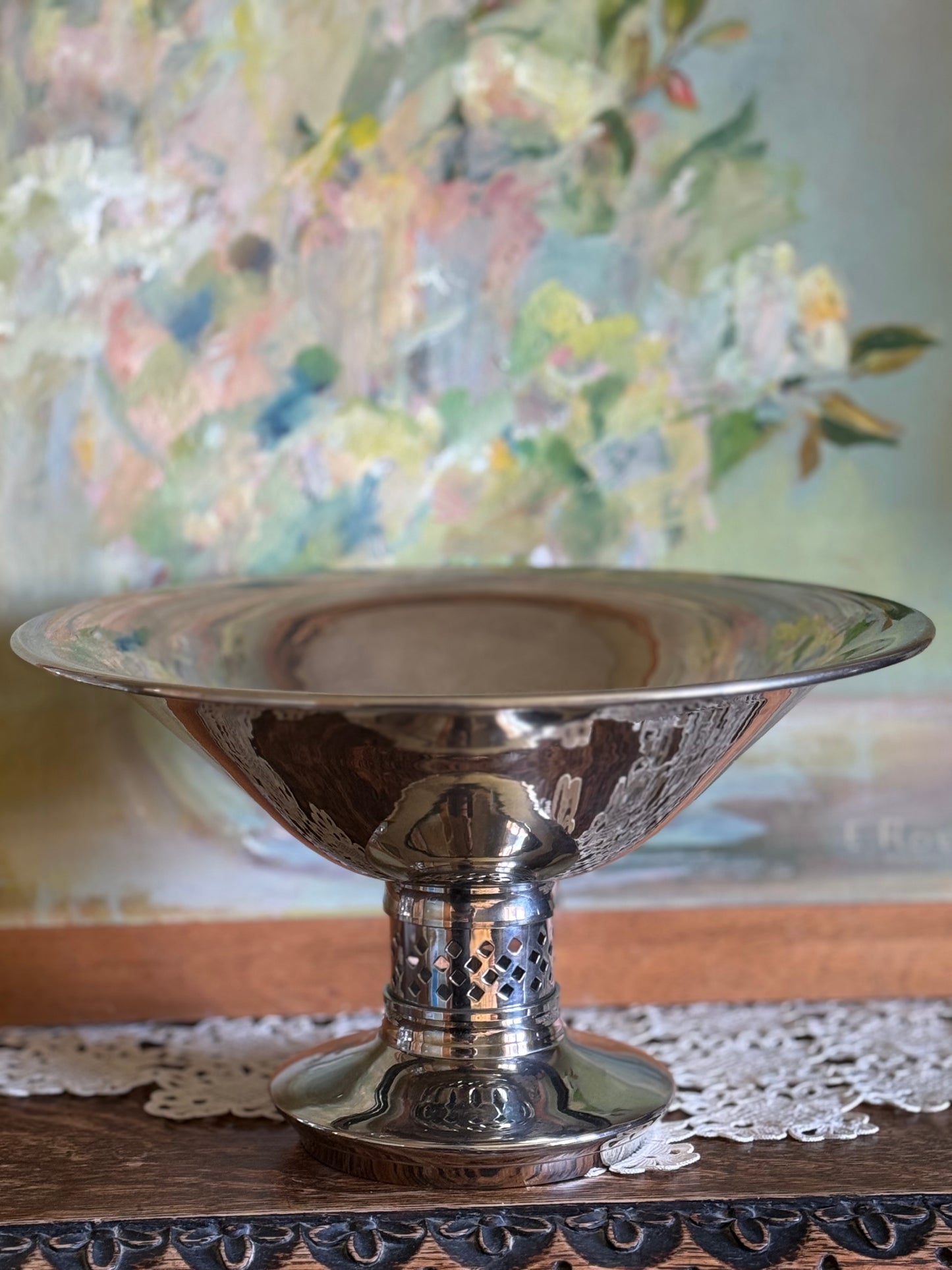Vintage Silver Plated Pedestal Bowl / Footed Centrepiece Dish