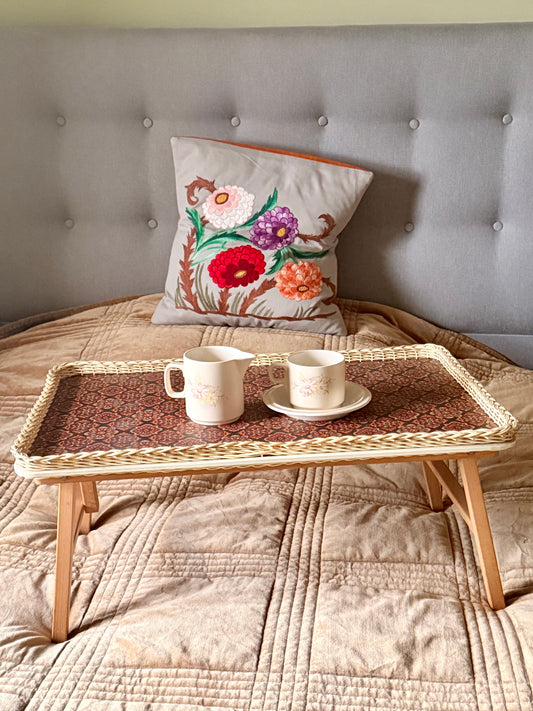 Vintage Bed Tray / Breakfast Tray – Wicker Edge & Wooden Legs