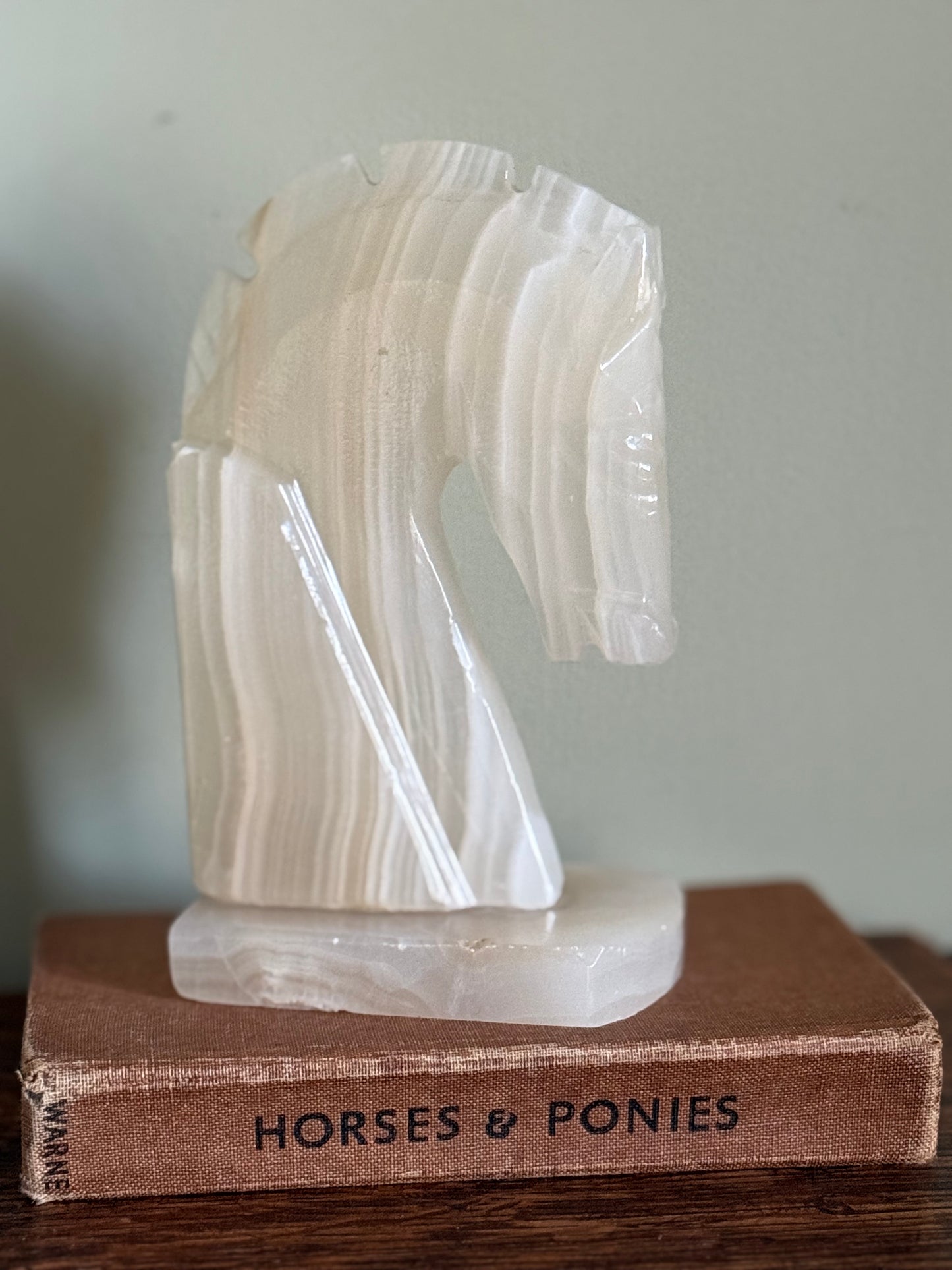 Vintage Banded Onyx Marble Horse Head Bookends – Pair – Cream Calcite Stone