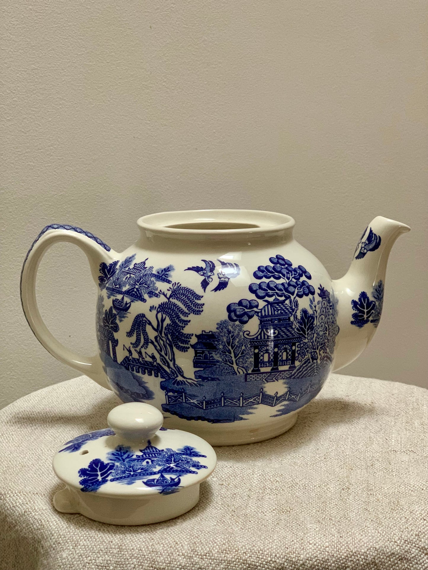 Vintage Sadler teapot.