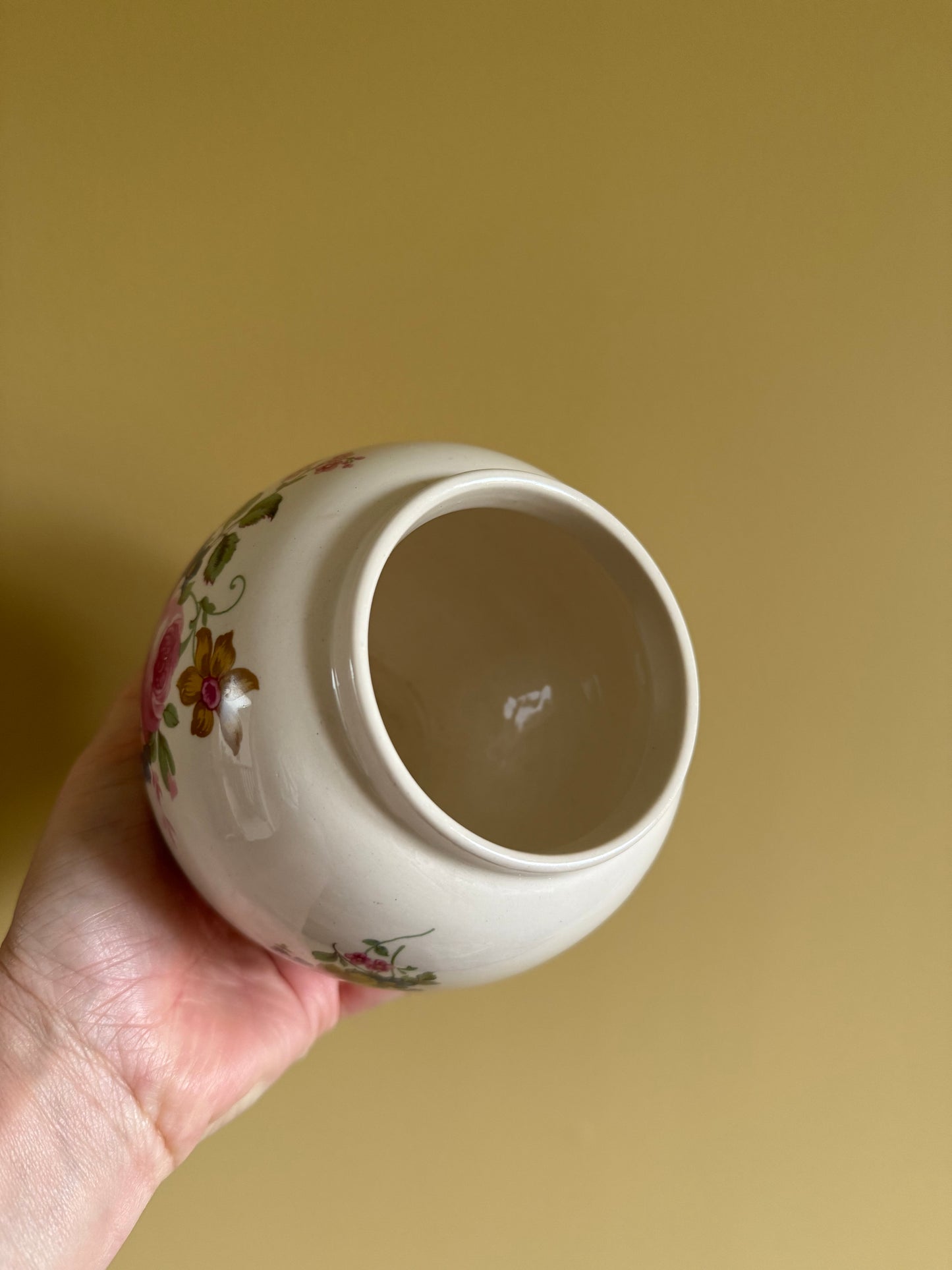 Small, vintage SAdler vase.