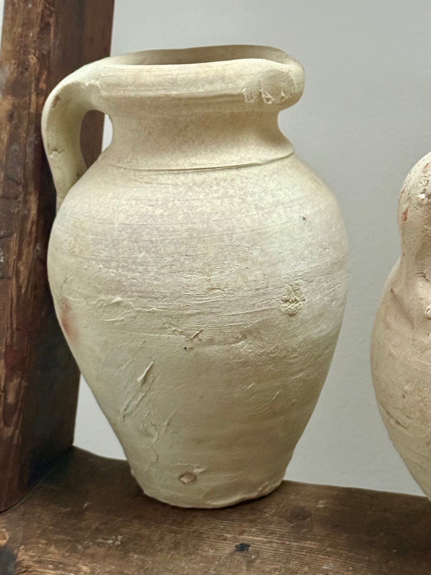 Rustic Terracotta Amphora Vases – Aged Mediterranean Style – Set of 2