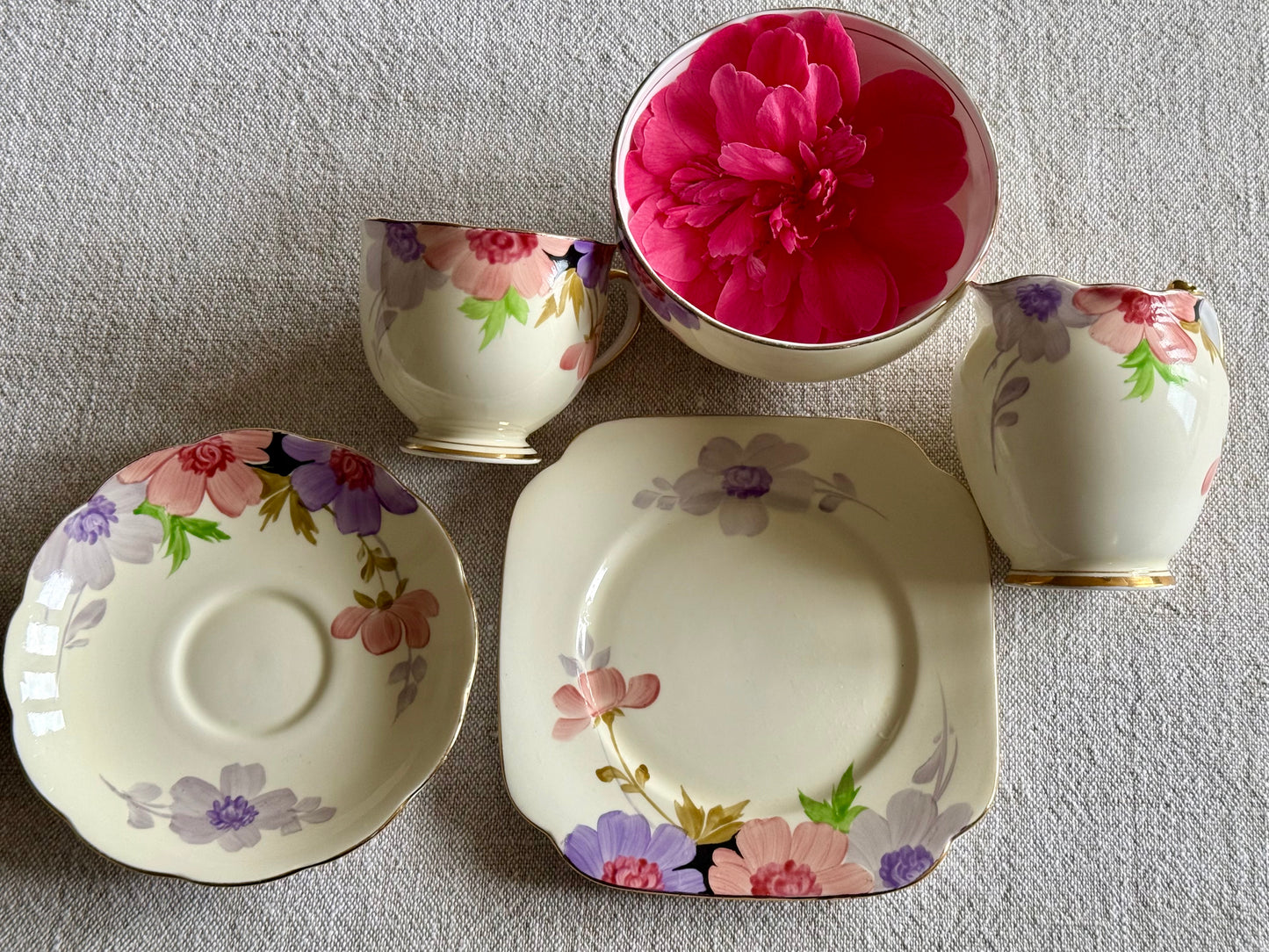 Vintage  Roslyn China hand-painted tea set, made in England