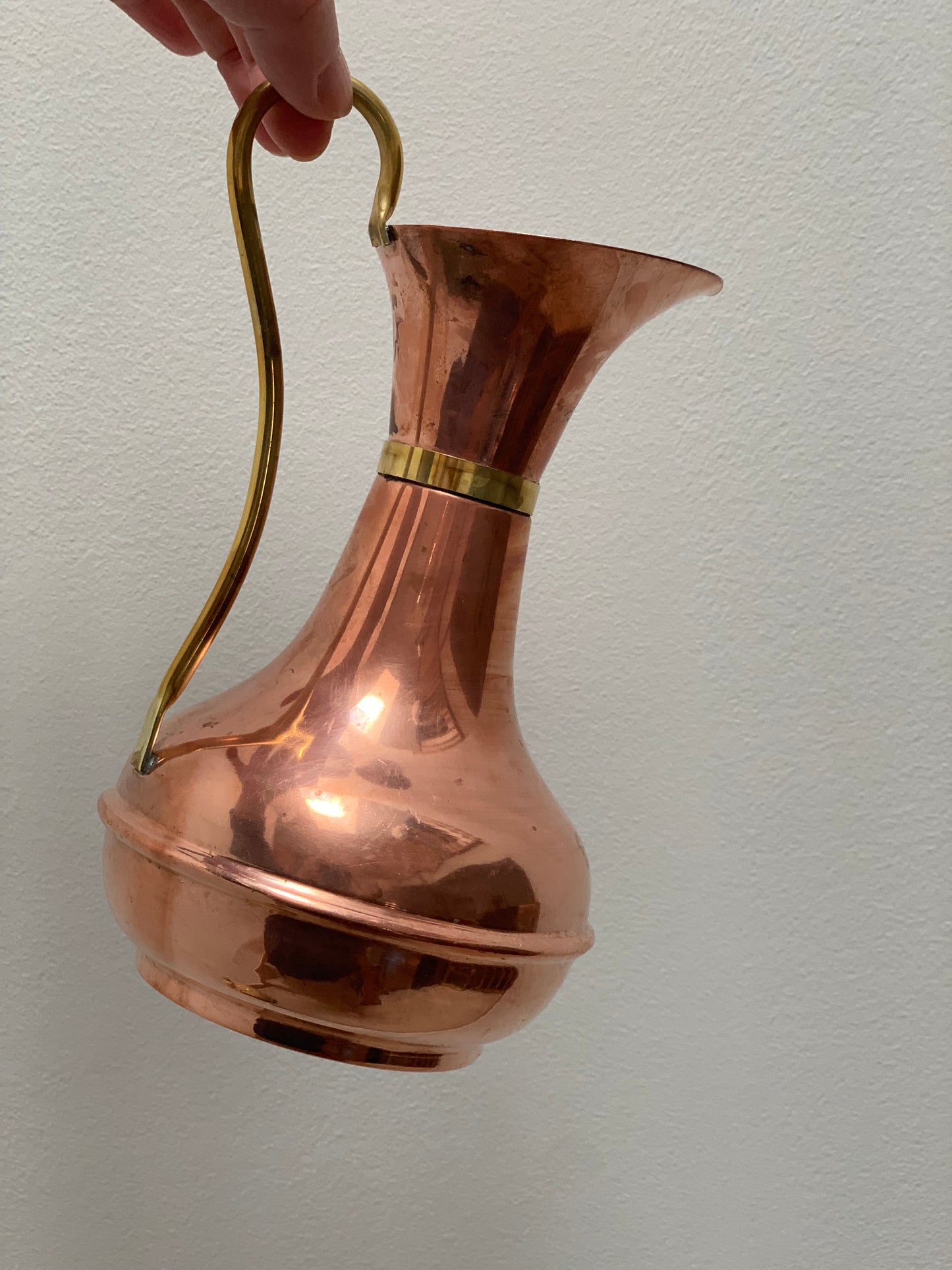 Genuine copper jug / vase.