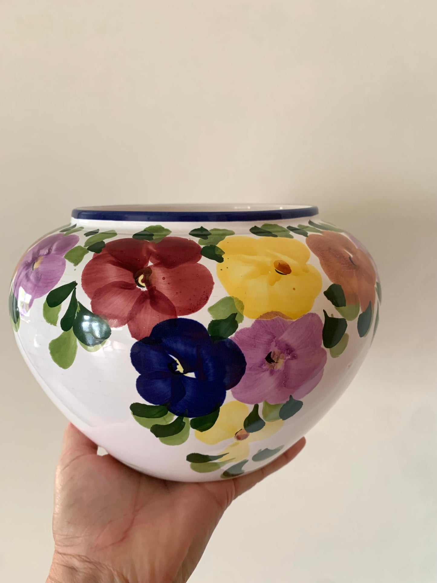 Vintage, hand painted floral pot.