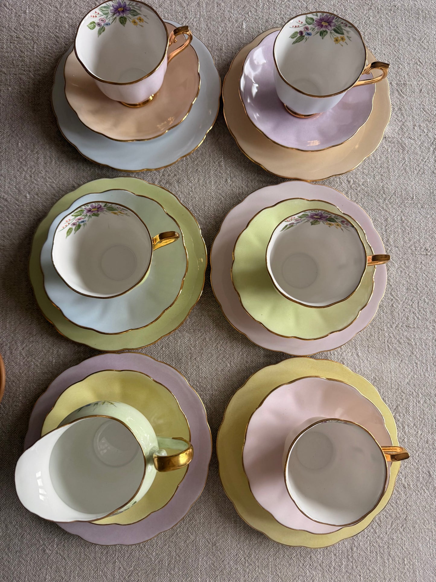 Vintage Pastel Floral Tea Set with Gilt Detail – Cups, Saucers & Milk Jug (EJD Mark)
