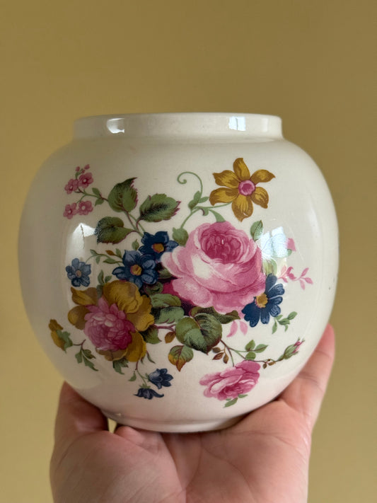 Small, vintage SAdler vase.