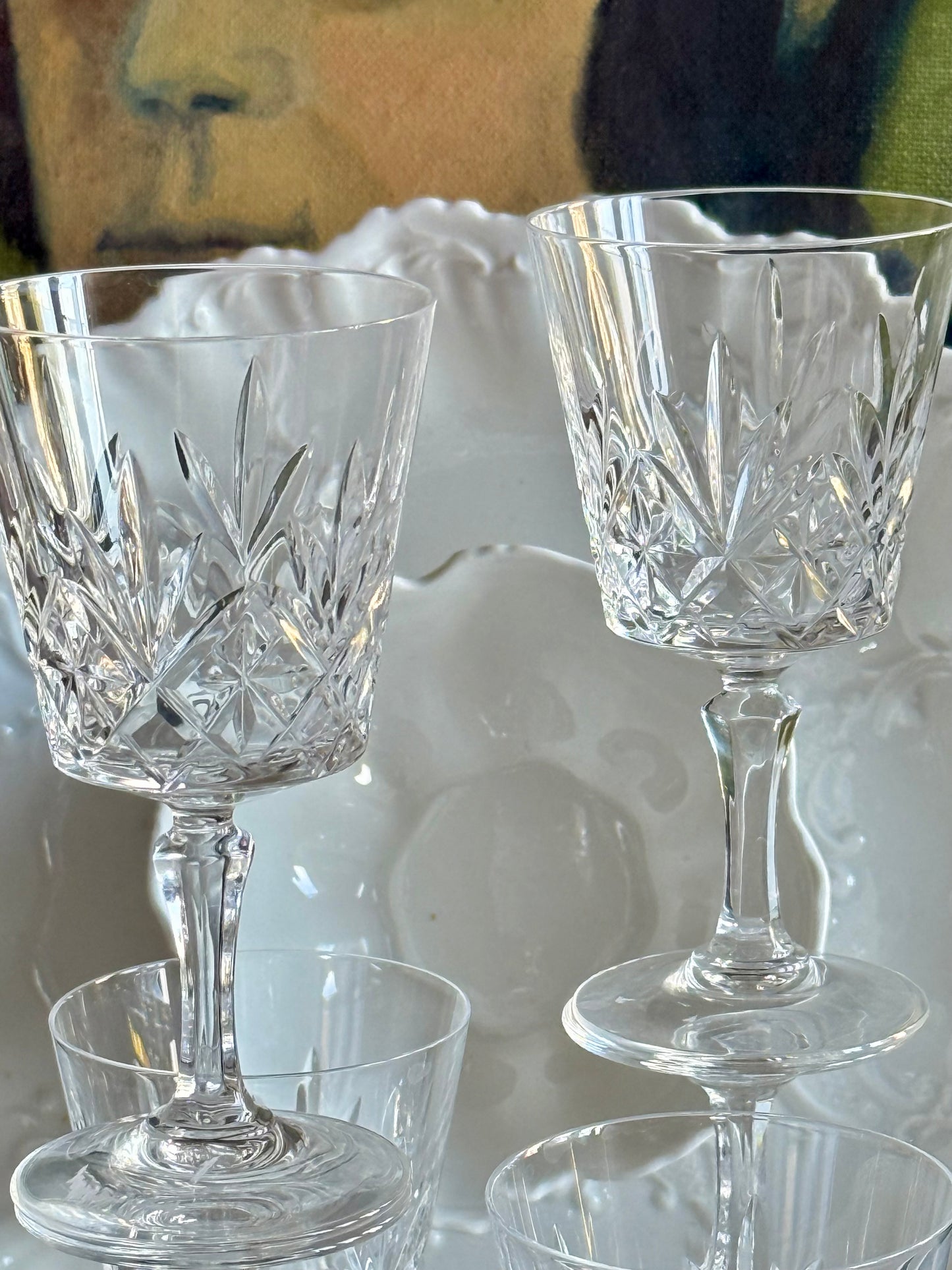 Very glamorous vintage set of glasses.