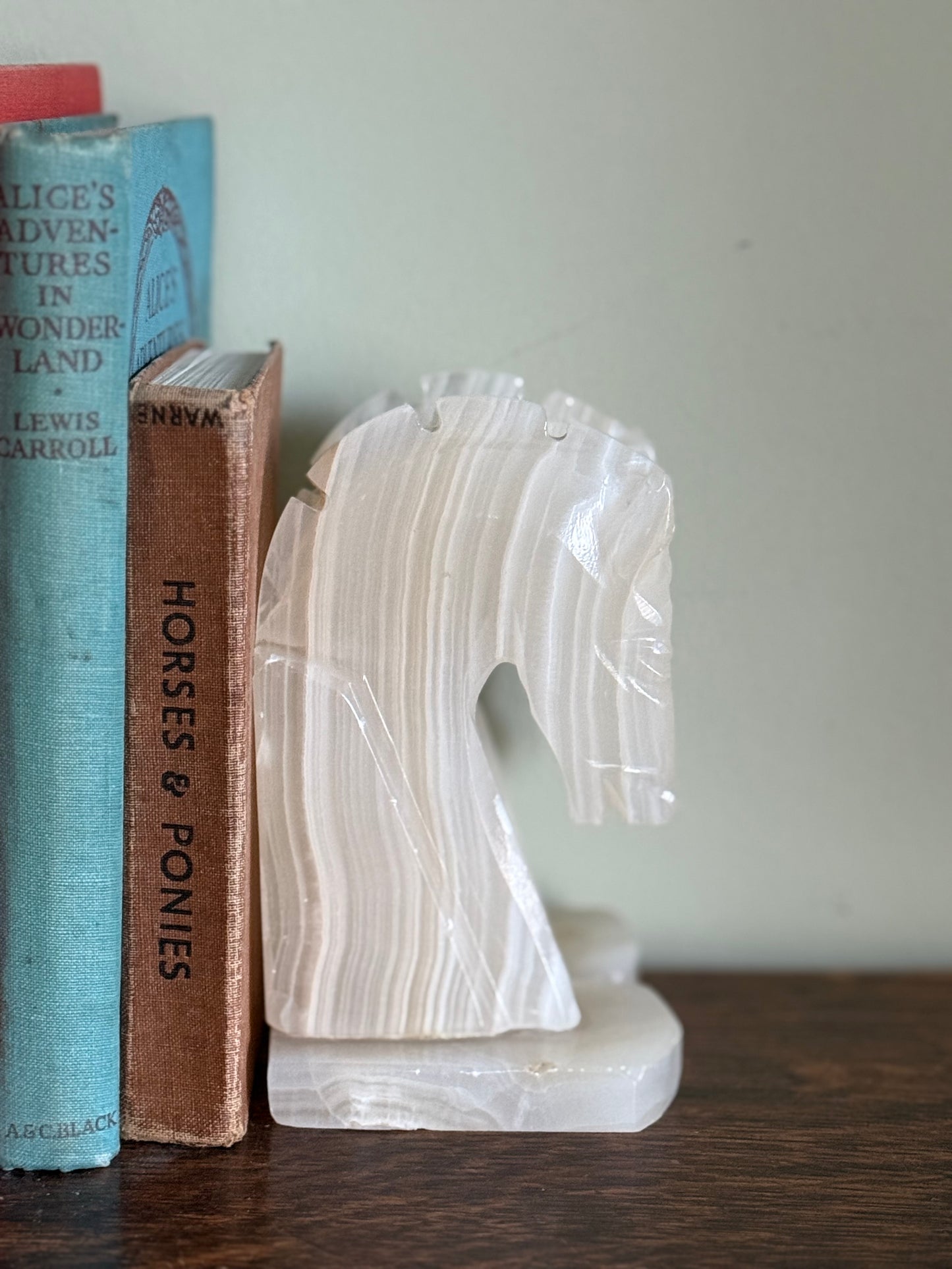 Vintage Banded Onyx Marble Horse Head Bookends – Pair – Cream Calcite Stone
