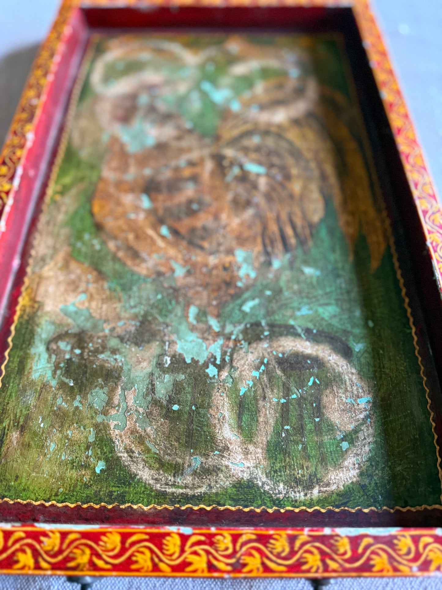 Vintage Indian Wooden Lacquer Serving Tray – Rooster Motif – 46cm
