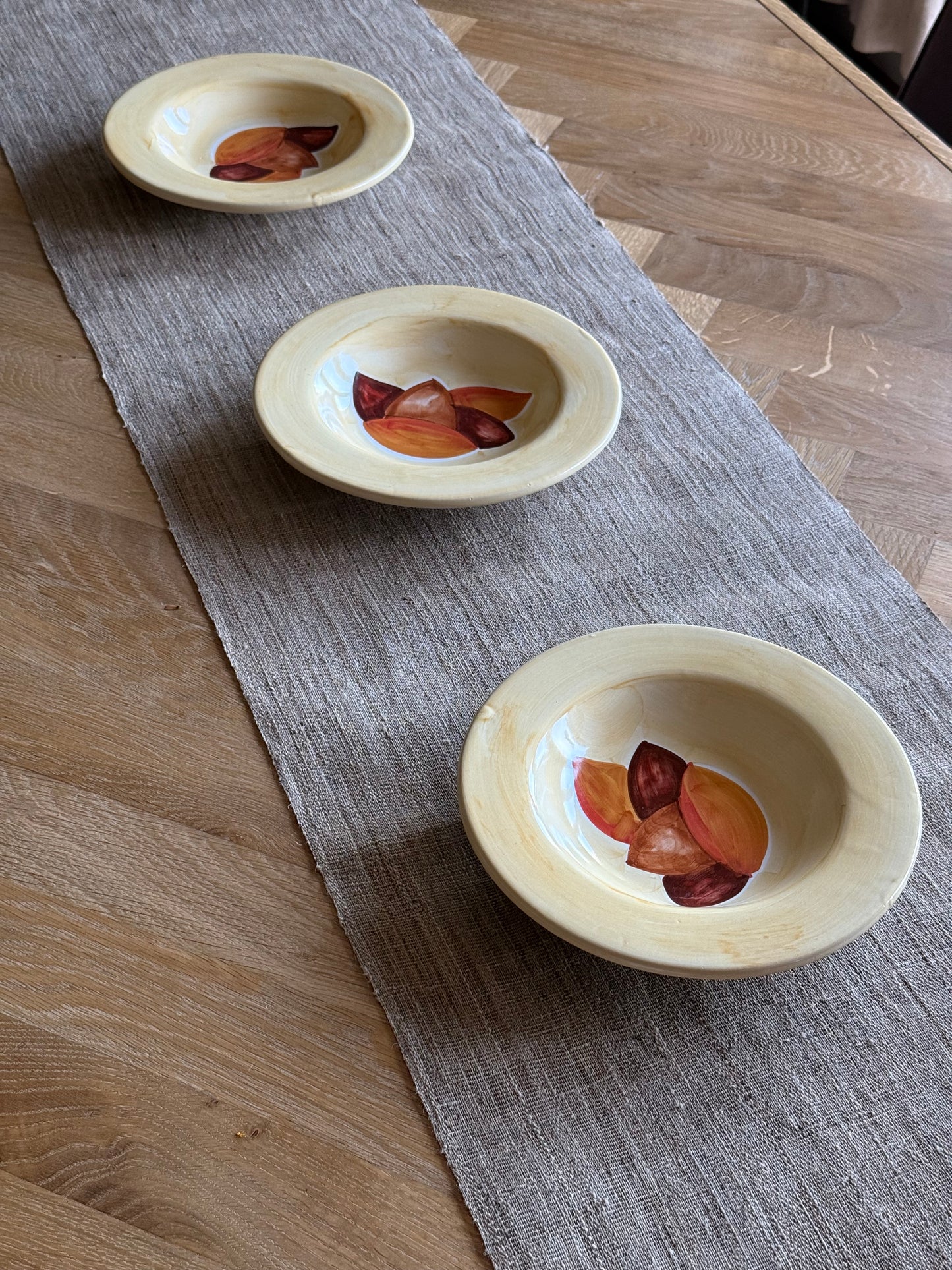 Vintage Mamma Ro ceramic plates.