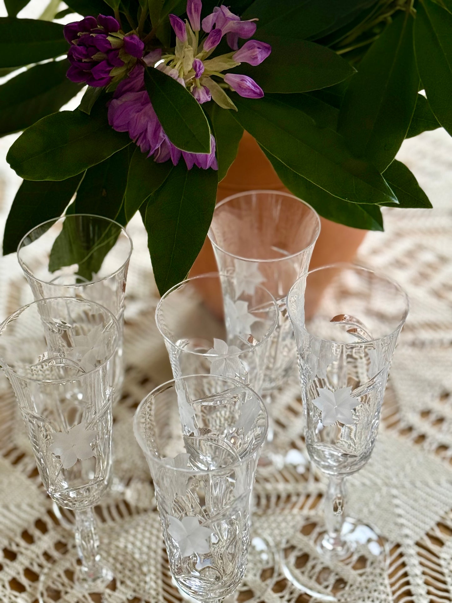 Vintage etched crystal champagne flutes – floral engraved glass set 6