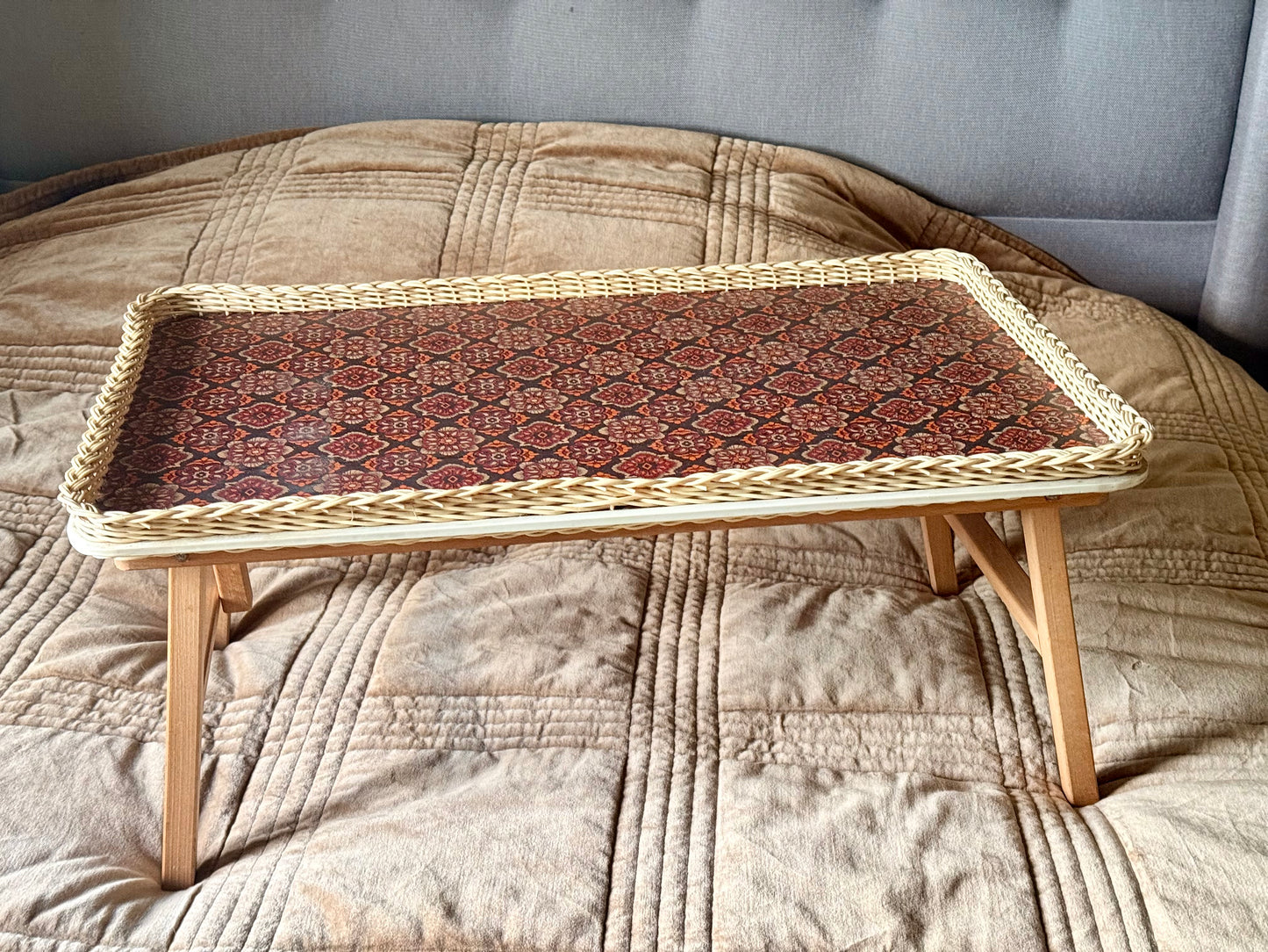 Vintage Bed Tray / Breakfast Tray – Wicker Edge & Wooden Legs