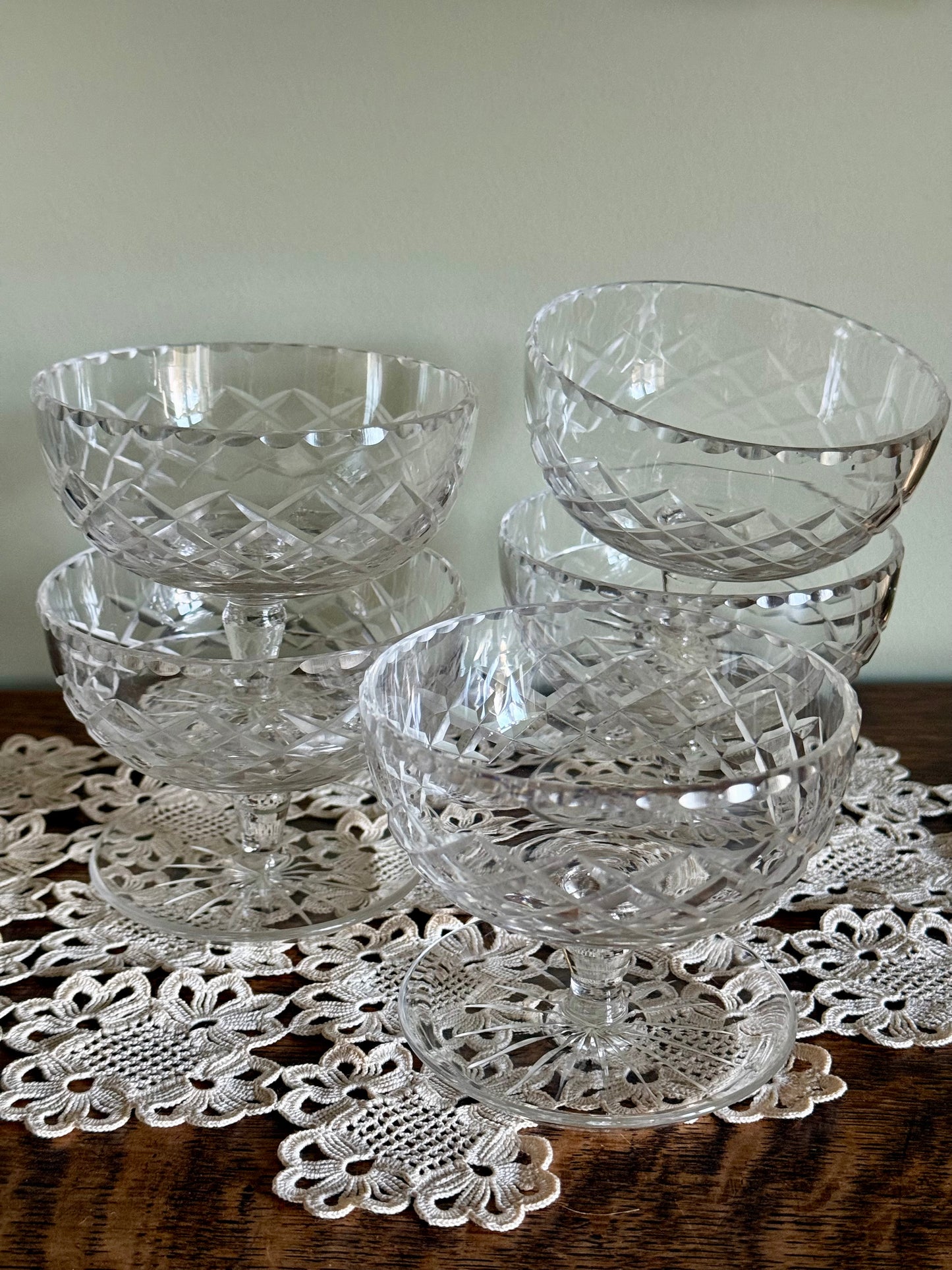 Set of 5 Vintage Cut Crystal Coupe Glasses / Dessert Bowls – Diamond Cut, Star Base