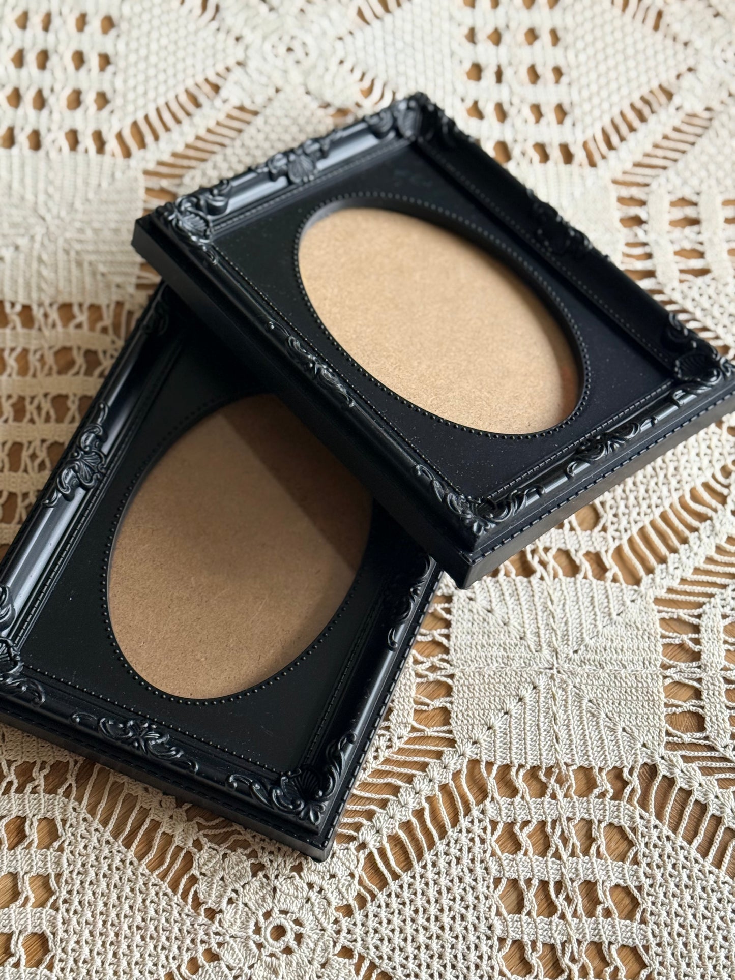 Vintage Style Black Ornate Photo Frames – Set of 2