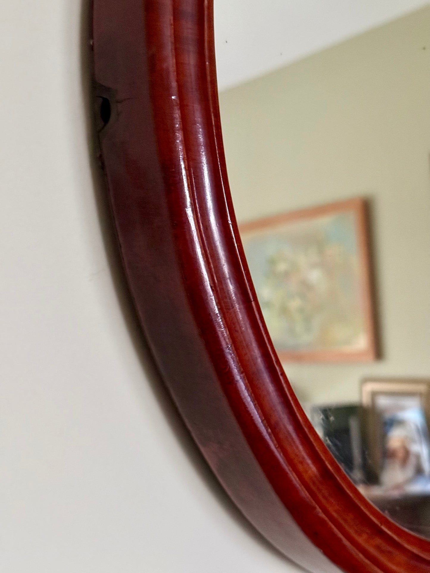 Vintage Oval Mahogany Style Wooden Wall Mirror – Classic Mid-Century