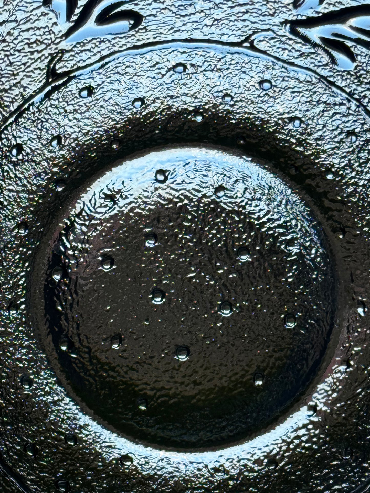 Vintage Pressed Glass Dessert Bowls Set of 4 – Frosted Ice Texture, Leaf Pattern, Mid Century