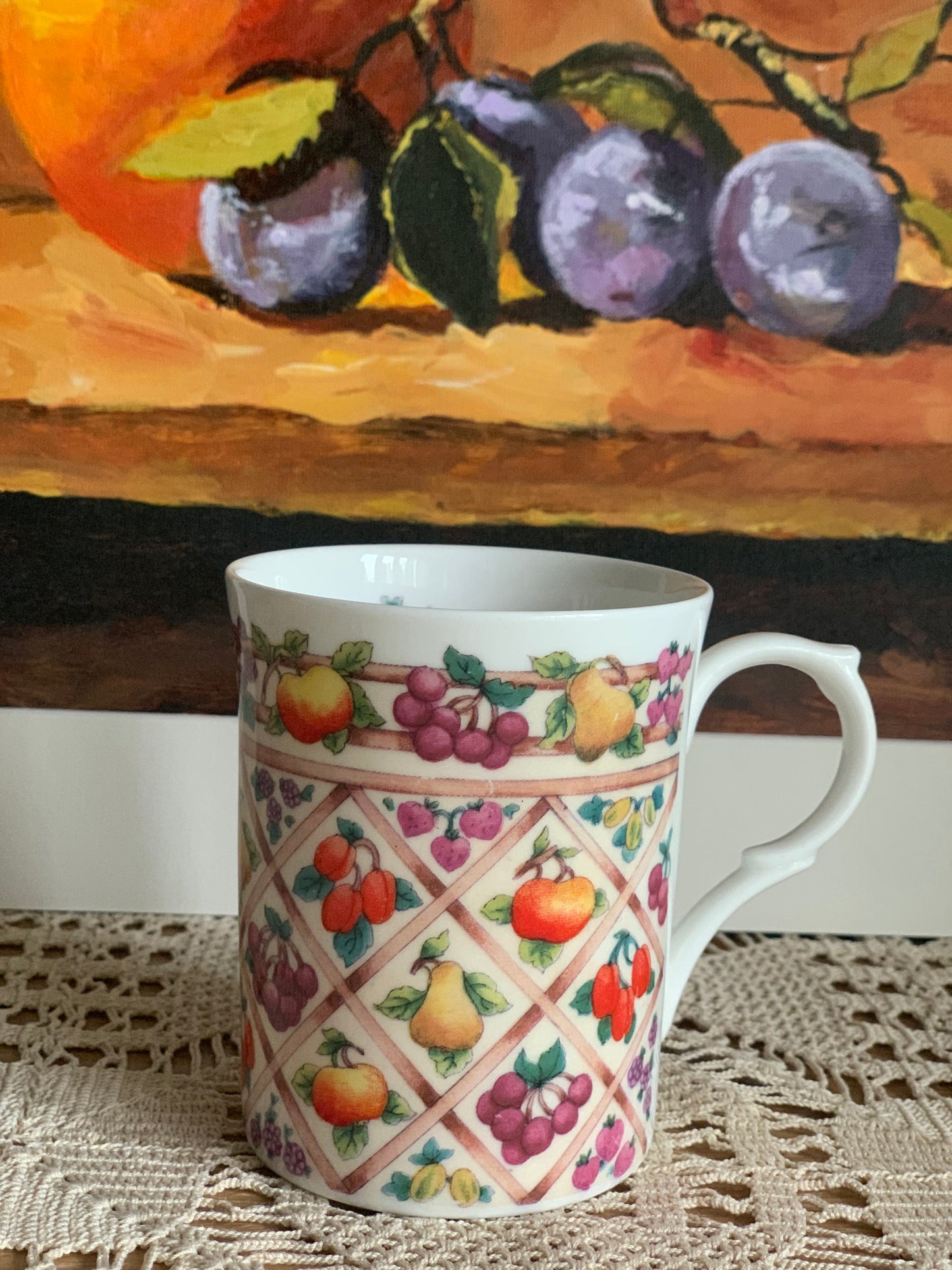 Vintage Bhs fine bone china tea mugs.